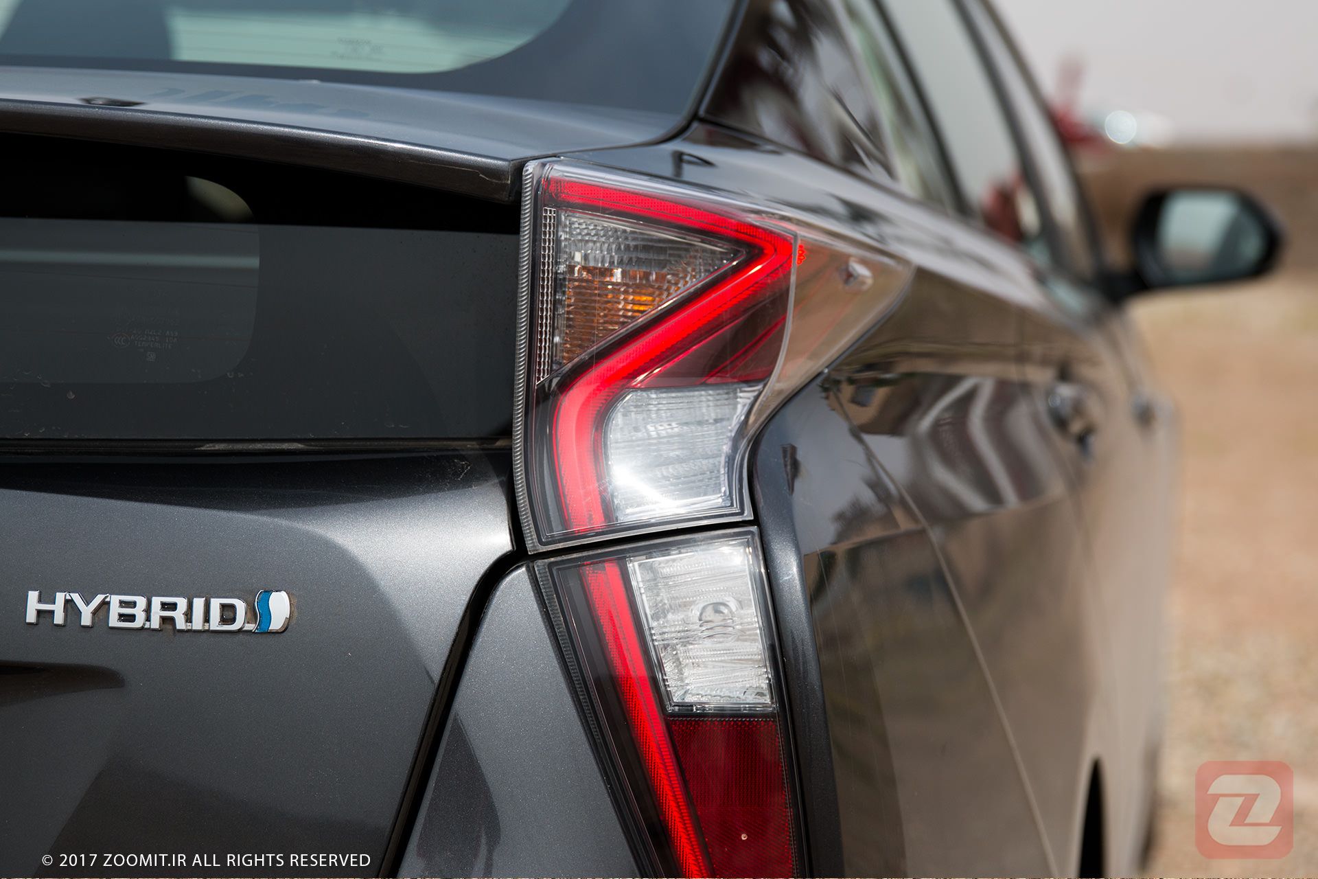 تویوتا پریوس 2017 / TOYOTA PRIUS 2017