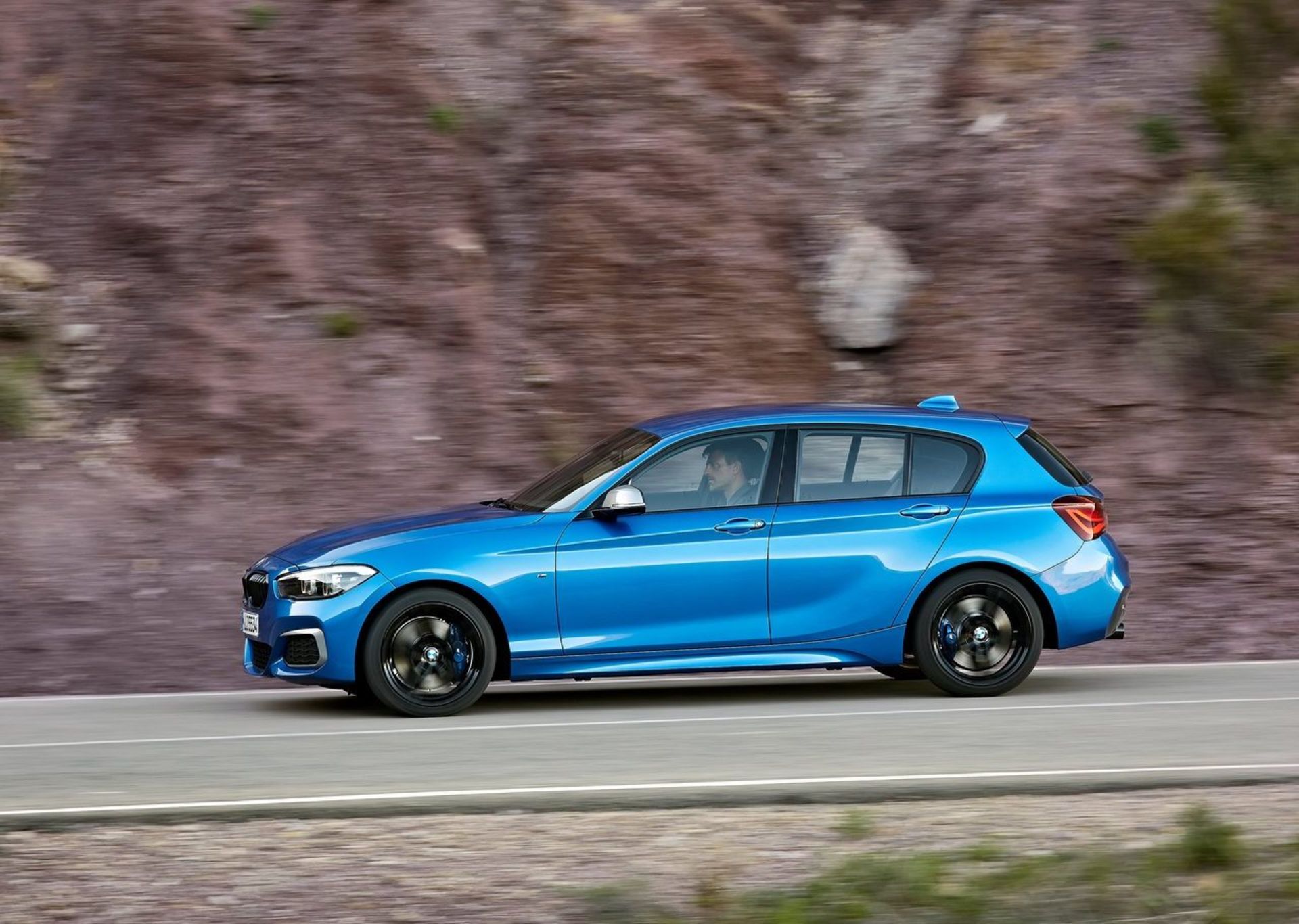 سری یک بی ام و BMW series 1 new 2018