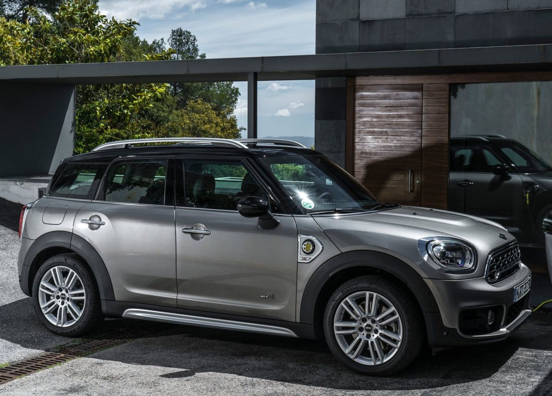 مینی کانتریمن پلاگین Mini Countryman Plug-in Hybrid 2017