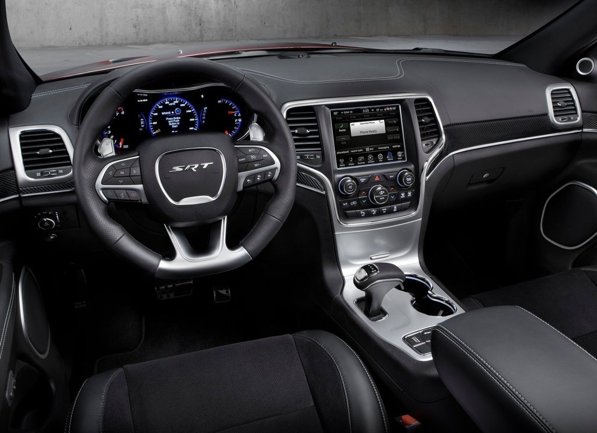 جیپ گرند چروکیJeep grand chrokee SRT