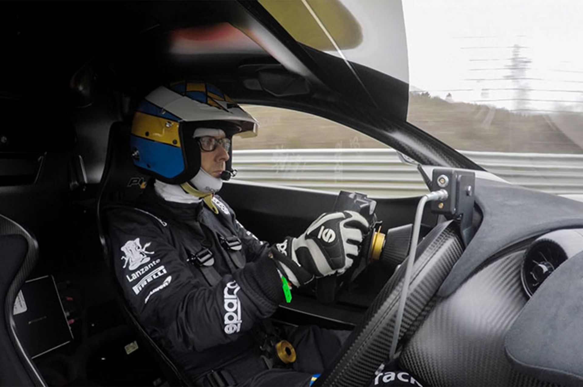 Lanzante Motorsport p1 lm