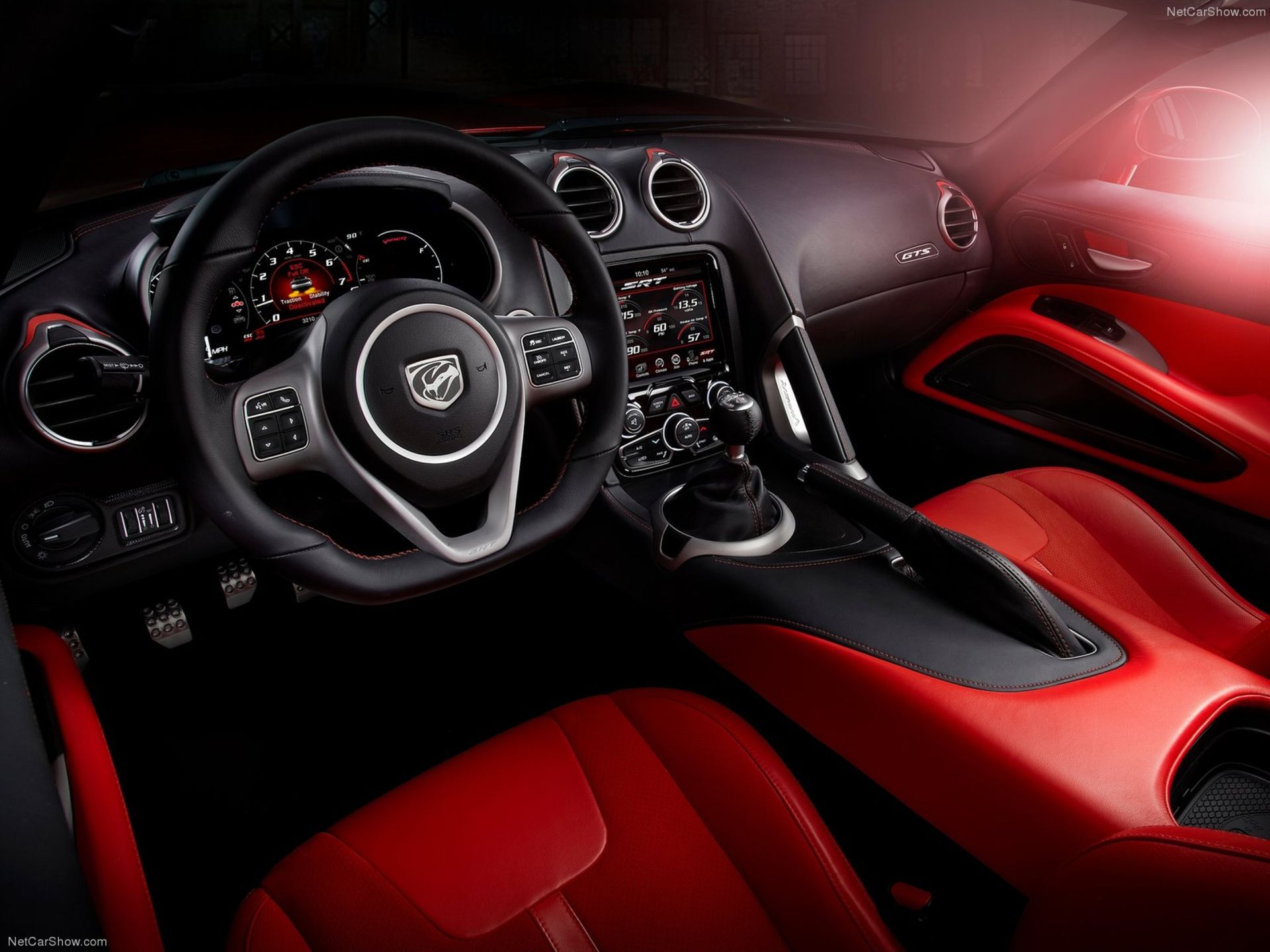 دوج وایپر  Dodge-SRT_Viper-2013