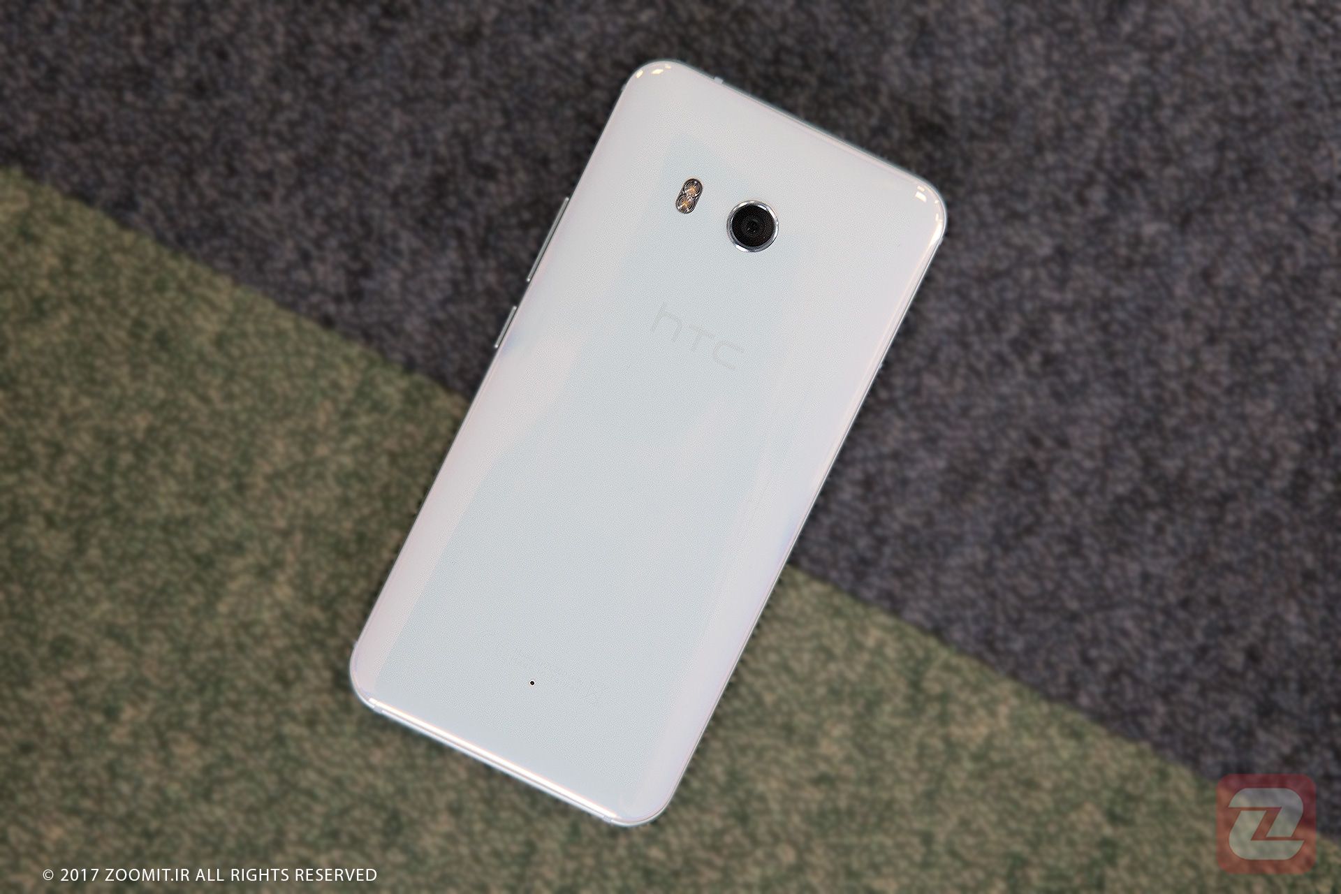 اچ تی سی یو 11 / htc u 11