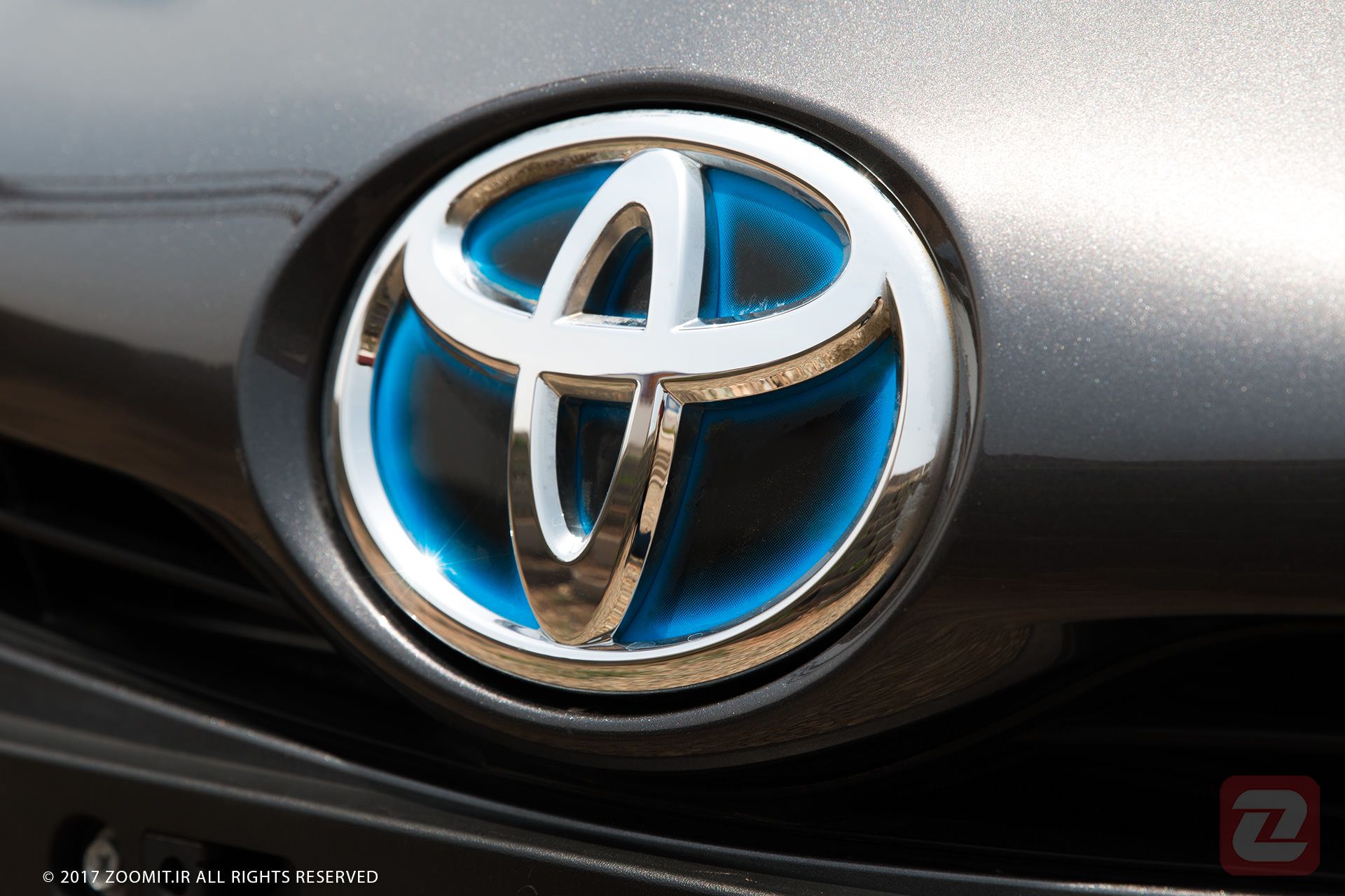 تویوتا پریوس 2017 / TOYOTA PRIUS 2017