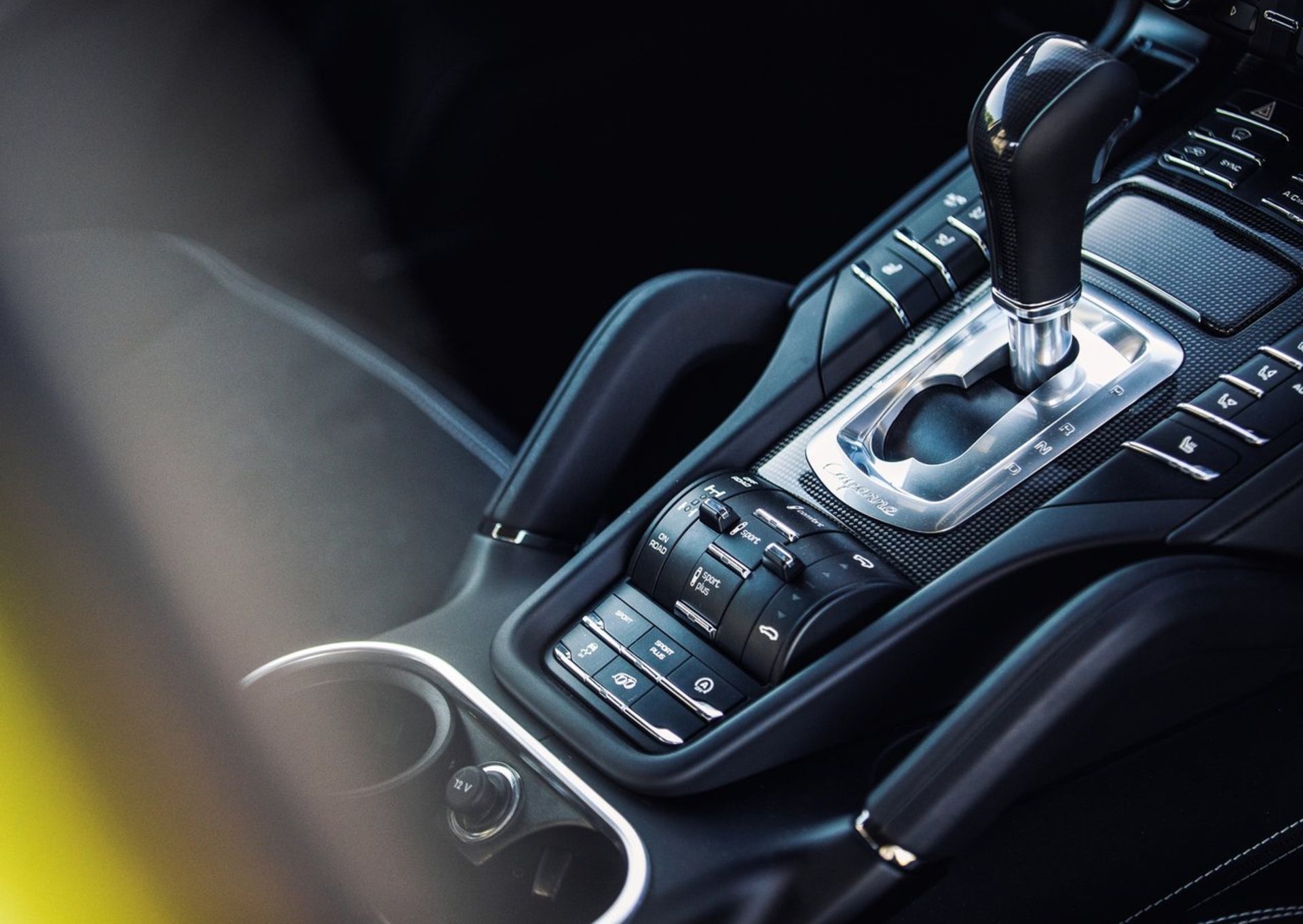 پورشه کاین Porsche Cayenn