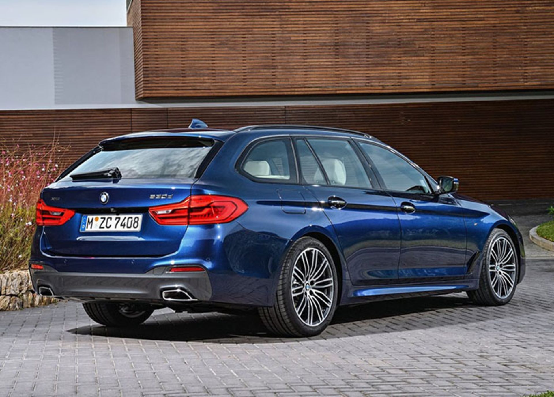 سری 5 استیشن BMW 5-Series Touring 2018