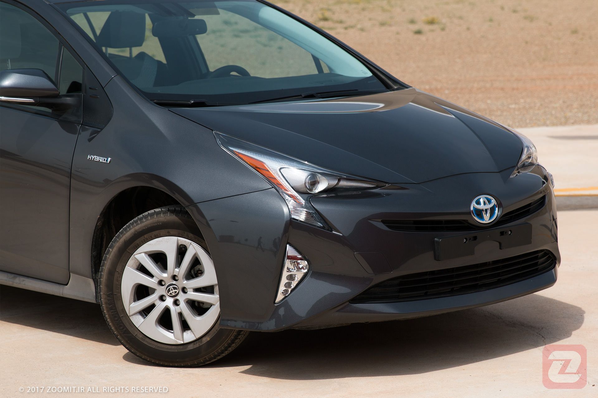 تویوتا پریوس 2017 / TOYOTA PRIUS 2017