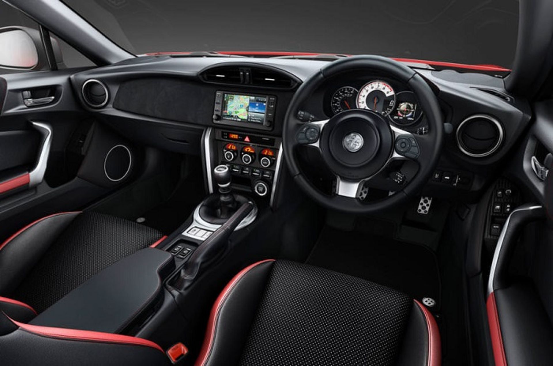 فضای داخلی جی تی 86