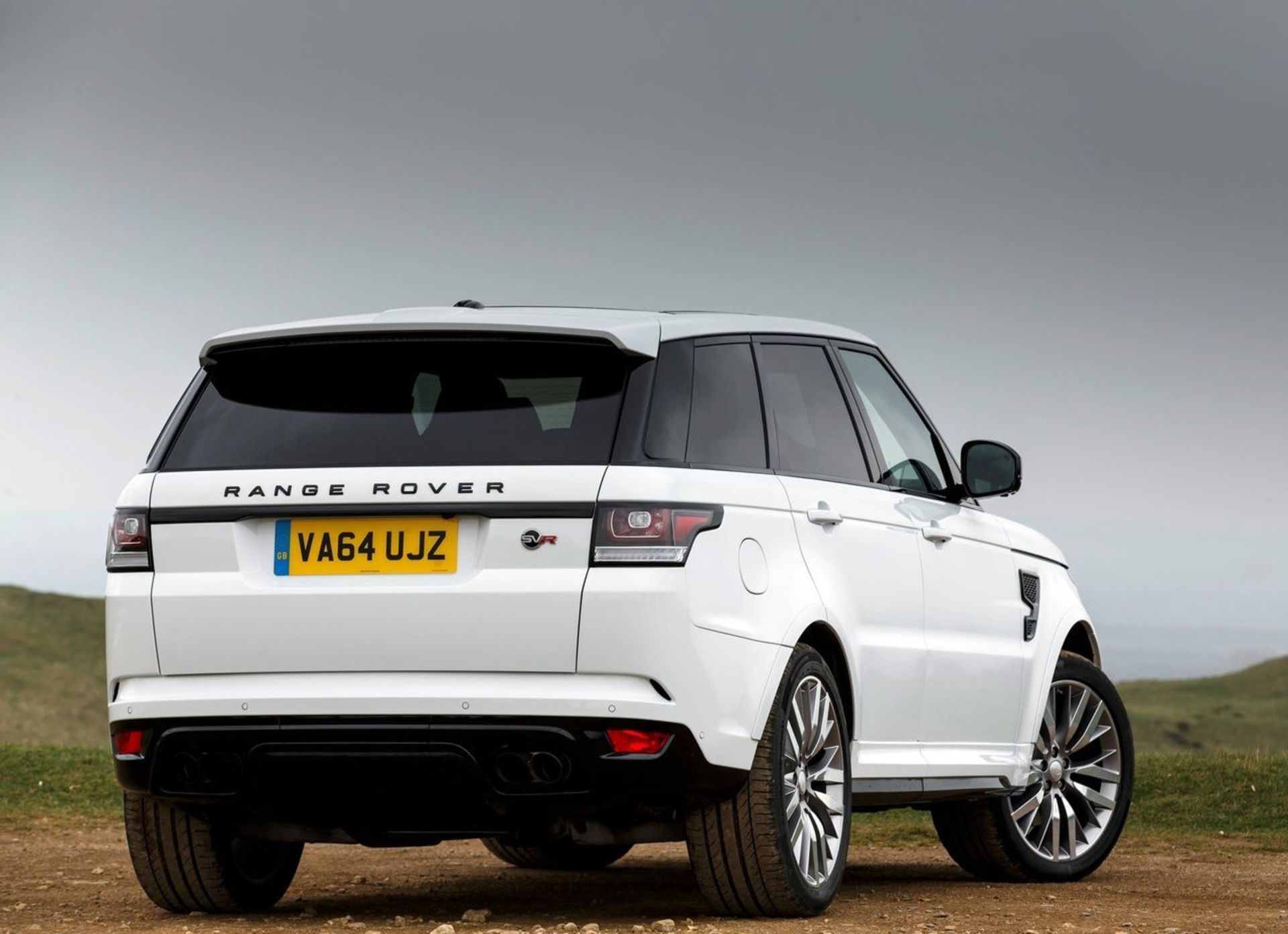 رنجروور 2017  Land rover rang rover SVR