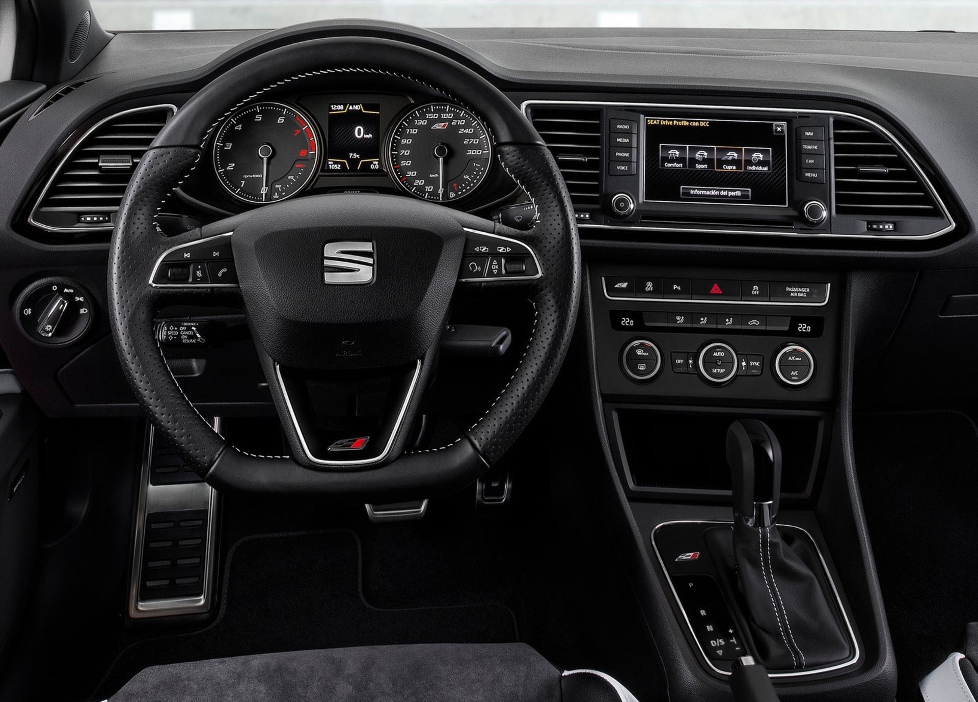 سئات لیون کوپرا Seat-Leon_Cupra