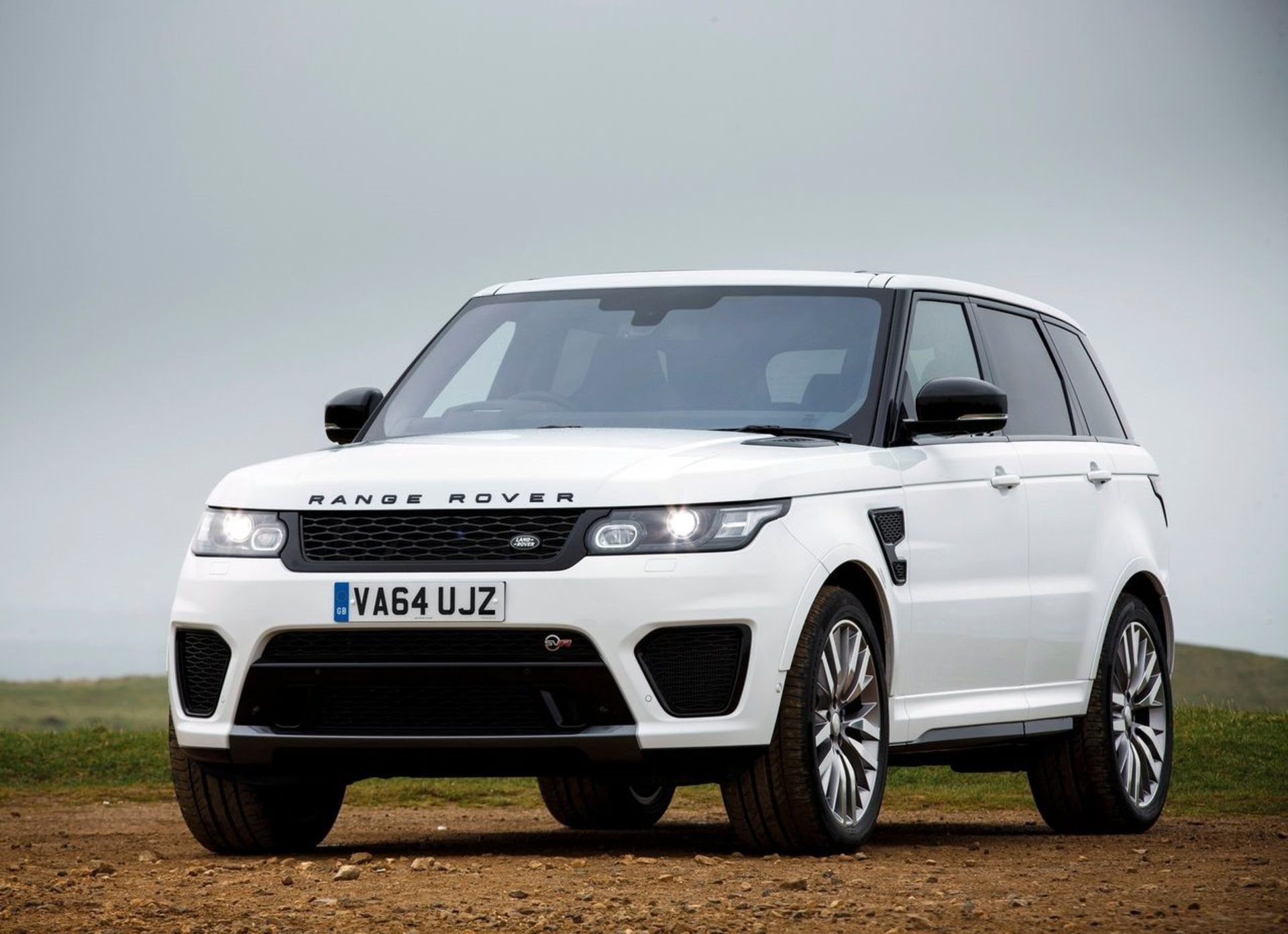 رنجروور 2017  Land rover rang rover SVR