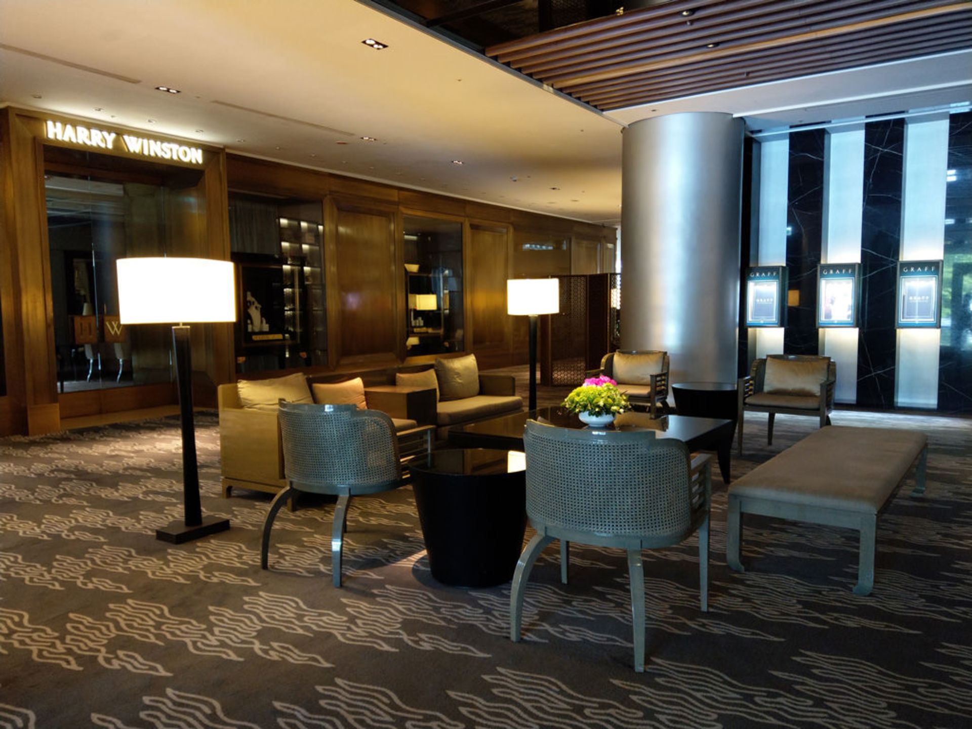 نمونه عکس اچ تی سی ۱۱