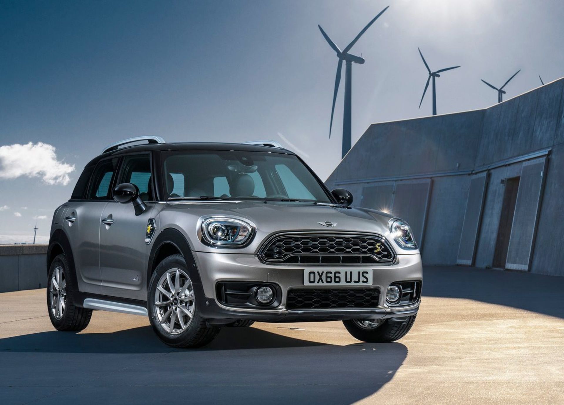 مینی کانتریمن پلاگین Mini Countryman Plug-in Hybrid 2017