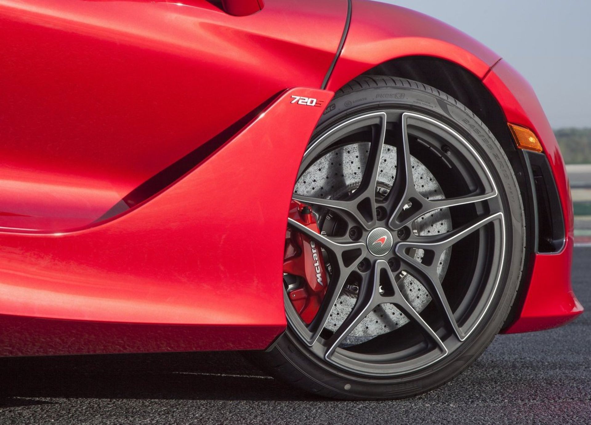 مکلارن Mclaren 720 S 2017