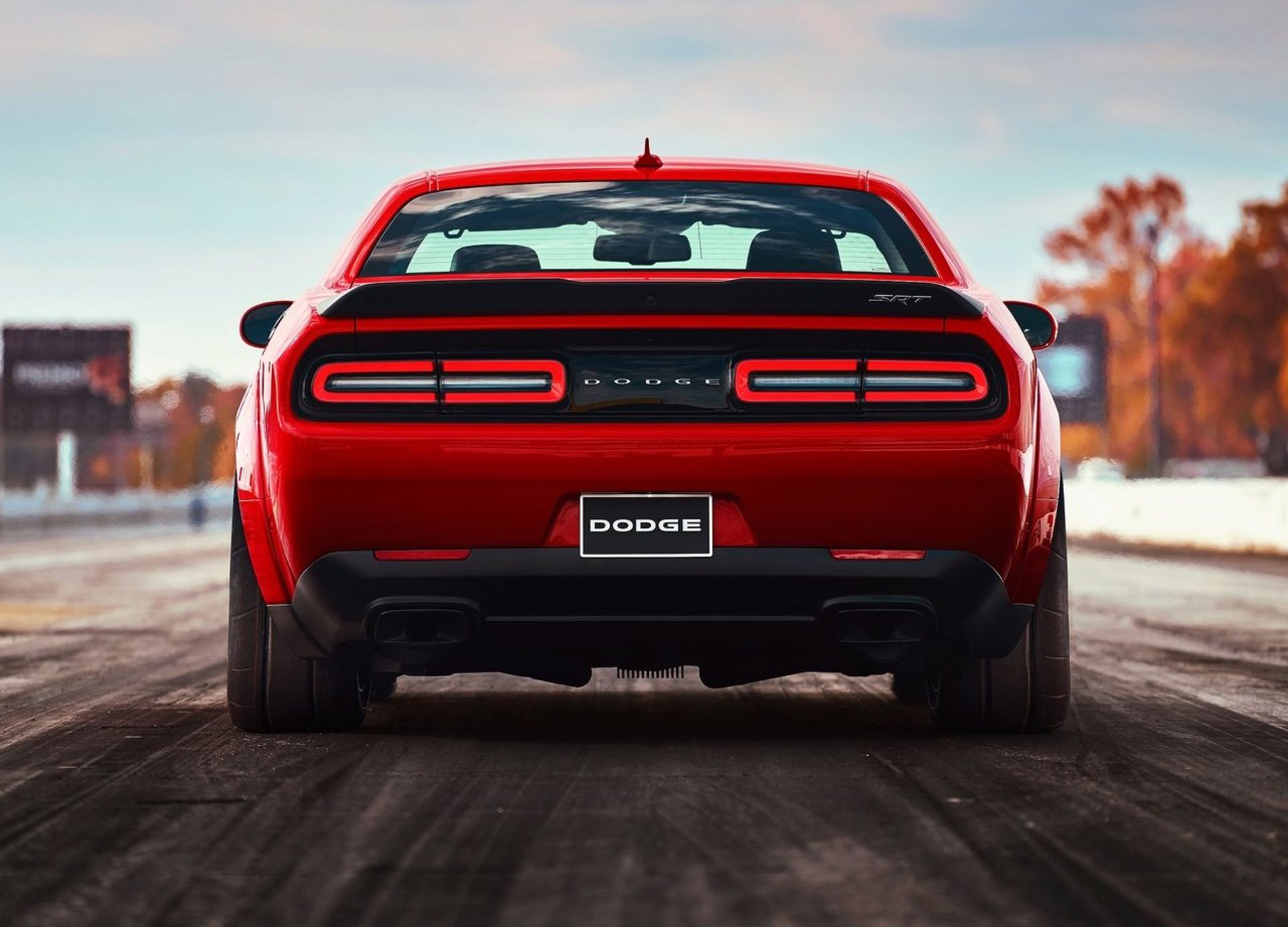 دوج چلنجر دیمون Dodge Challenger demon