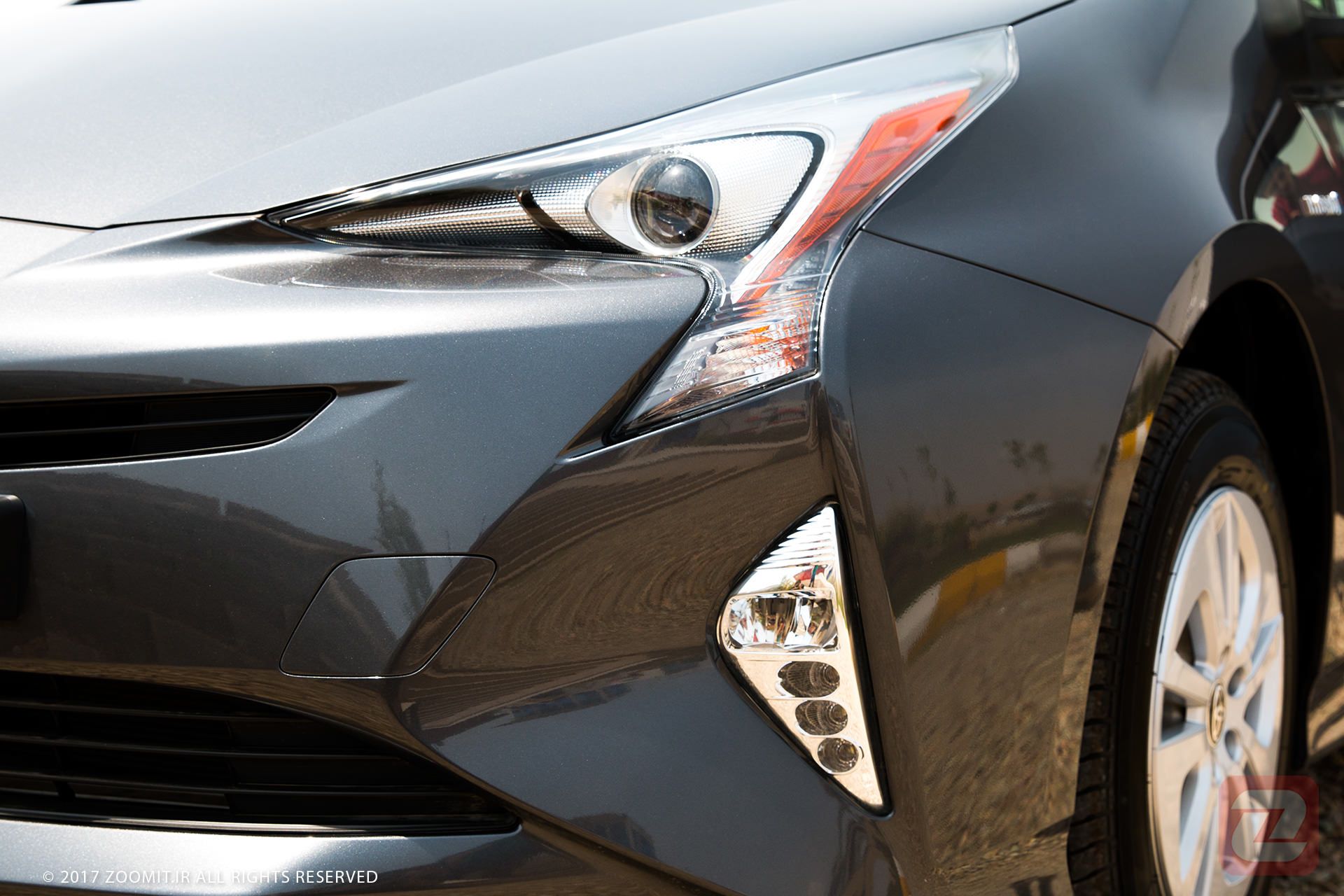 تویوتا پریوس 2017 / TOYOTA PRIUS 2017
