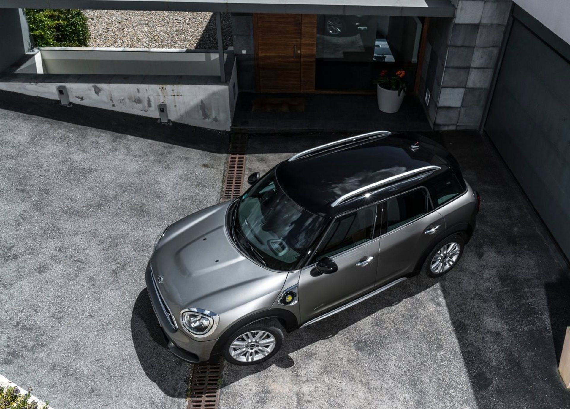 مینی کانتریمن پلاگین Mini Countryman Plug-in Hybrid 2017
