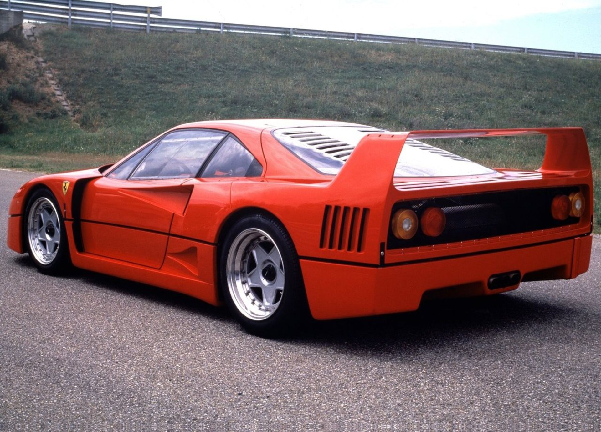 فراری 1992 Ferrari f40