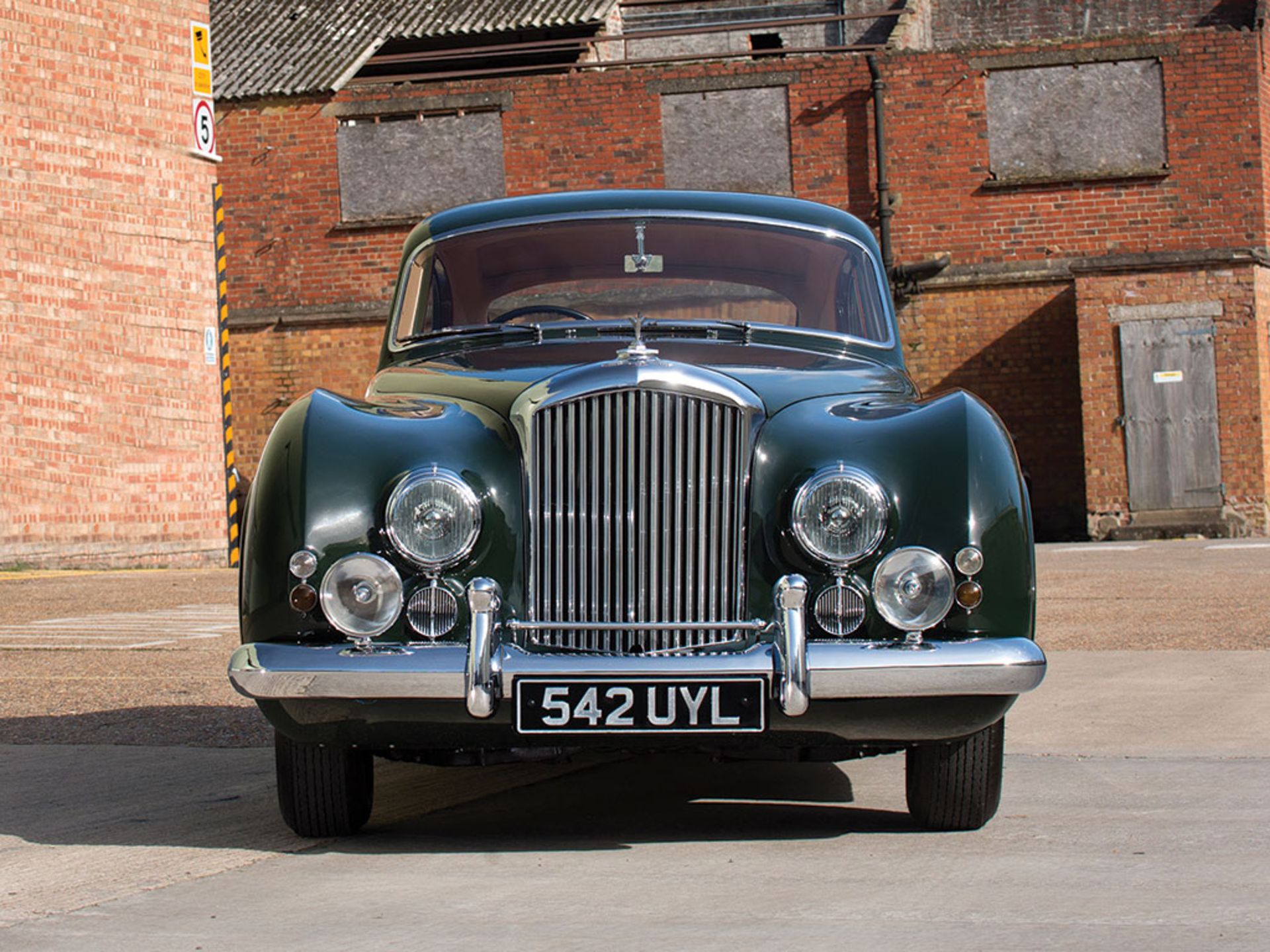 مرجع متخصصين ايران اولين   مدل بنتلي كنتيننتال 1953 R-Type Continental