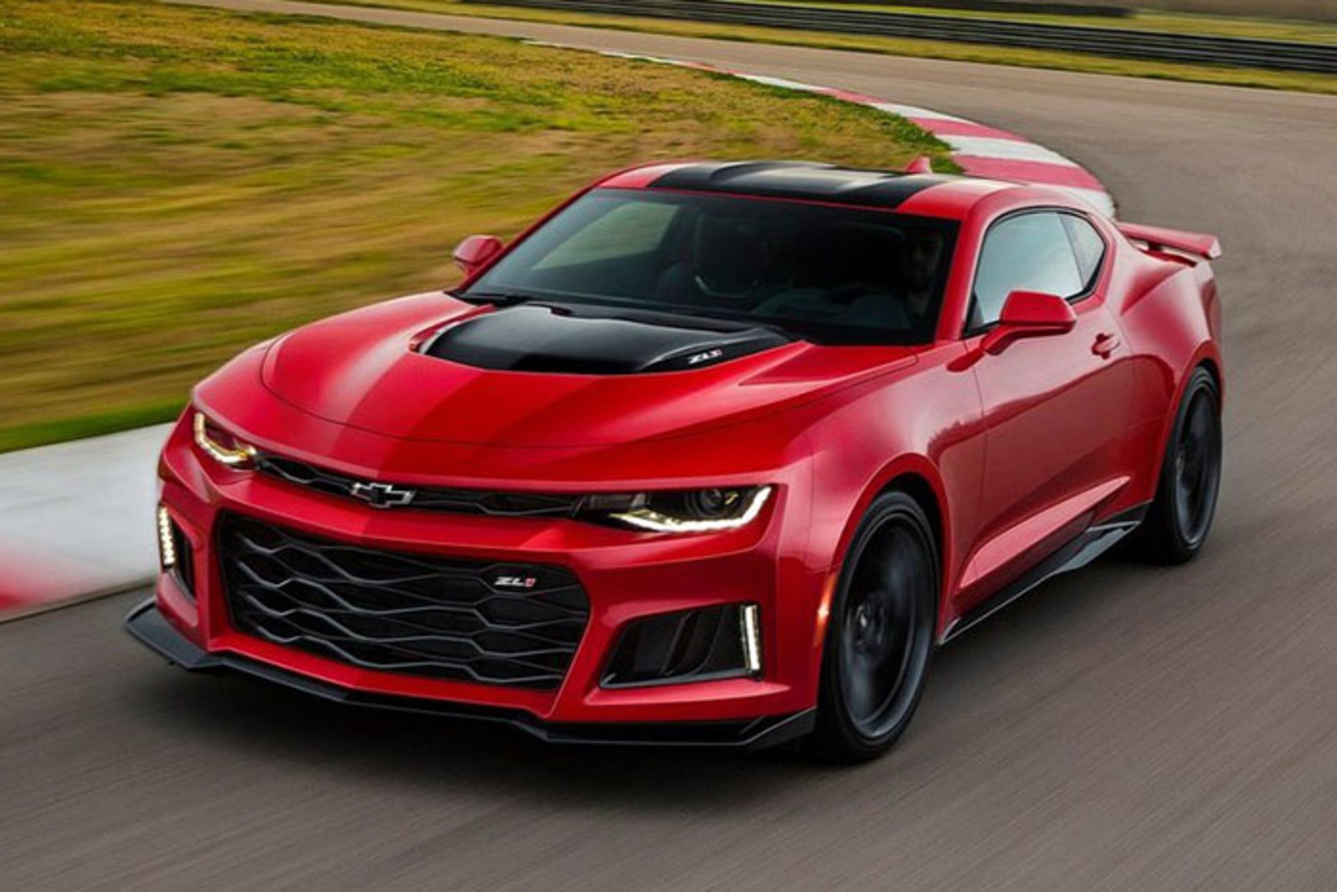 کامارو  Chevrolet camaro Zl1 2017