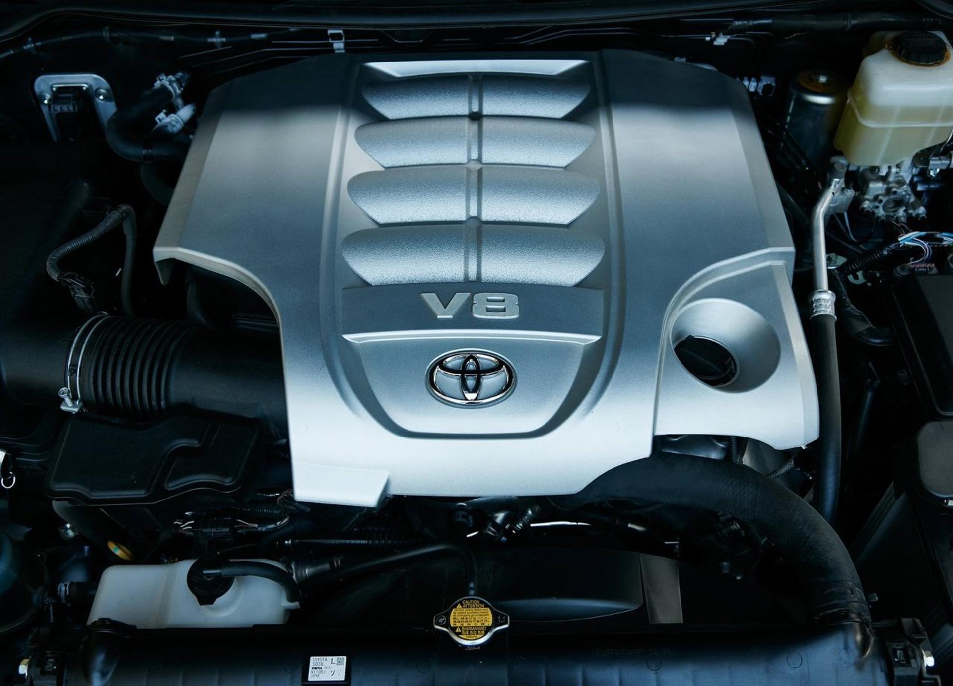 لندکروزر   toyota Land Cruiser 2017