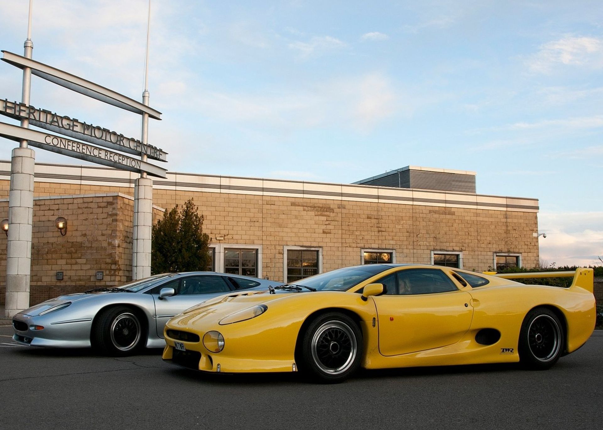 سوپراسپرت جگوار 1992 Jaguar-XJ220