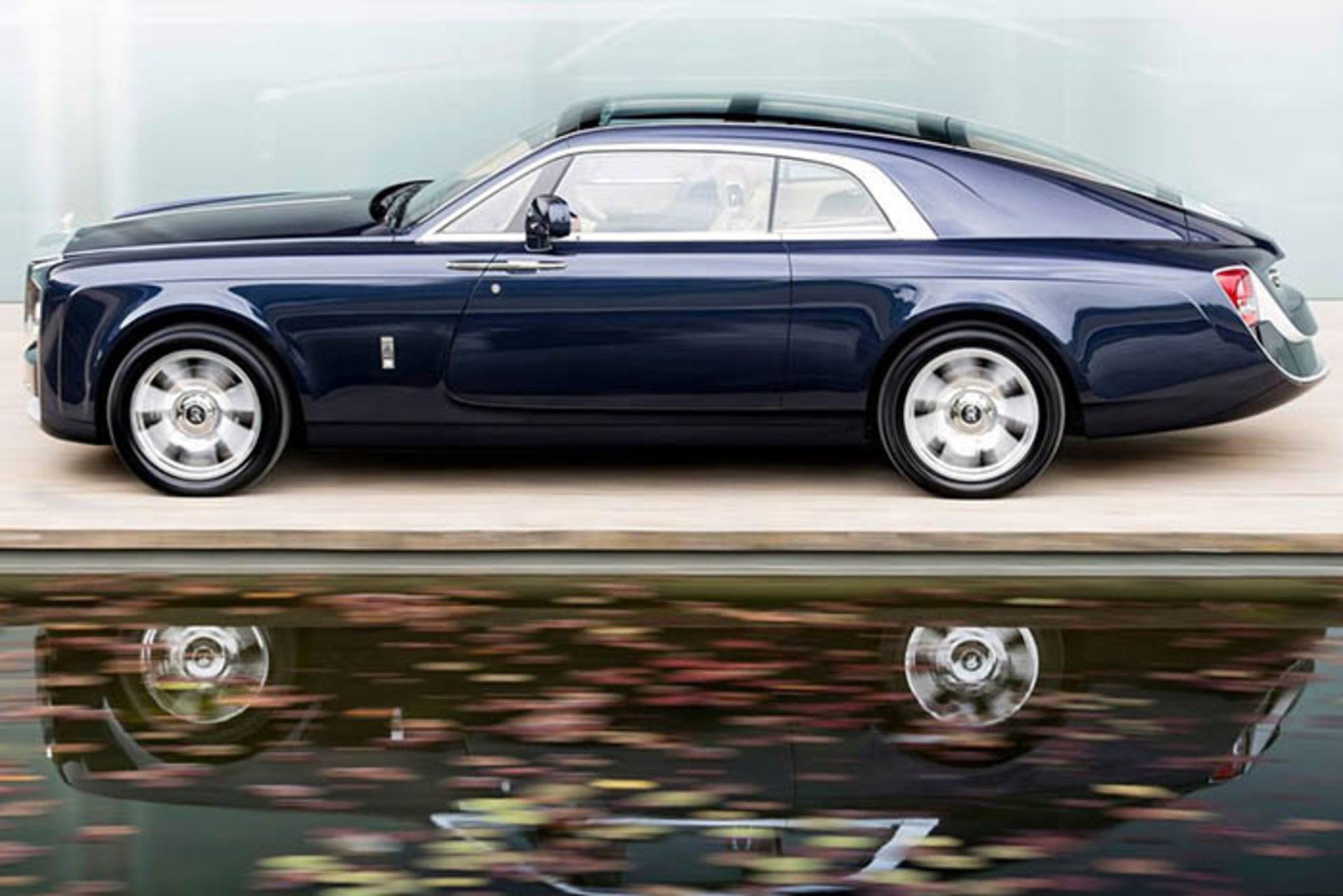 رولزرویس سوئیپ تیل 2017 Rolls-Royce Sweptail  