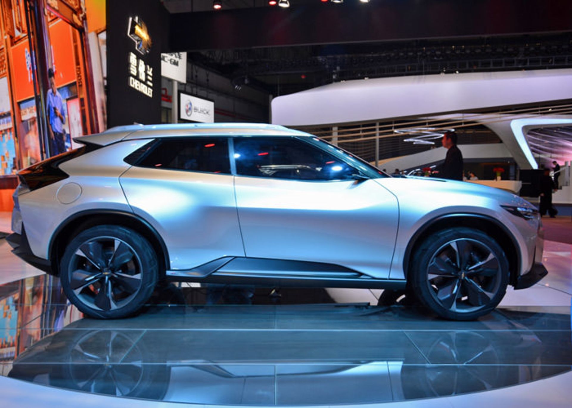 خودروی مفهومی FNR-X