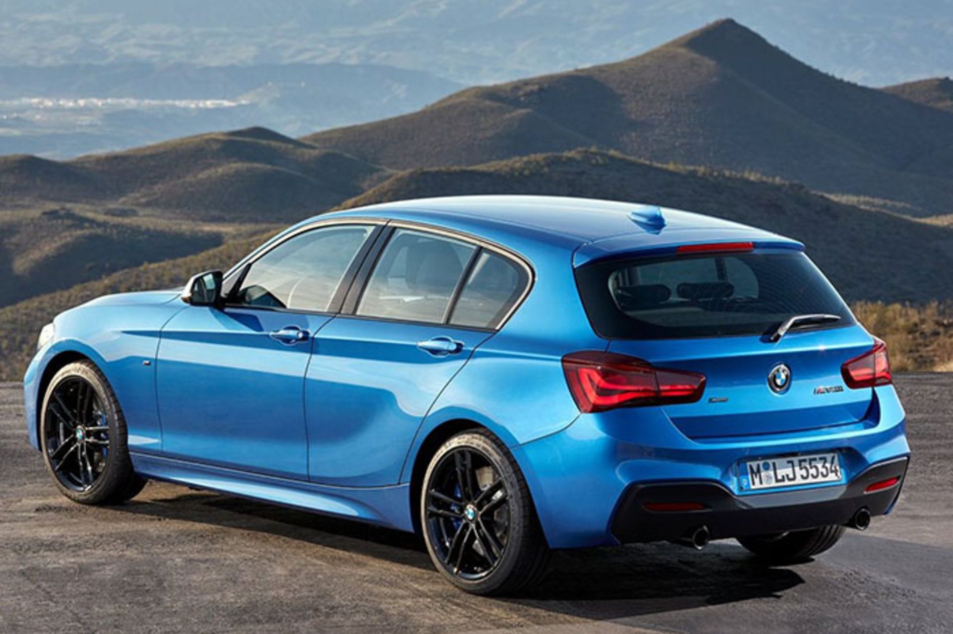 سری یک بی ام و BMW series 1 new 2018