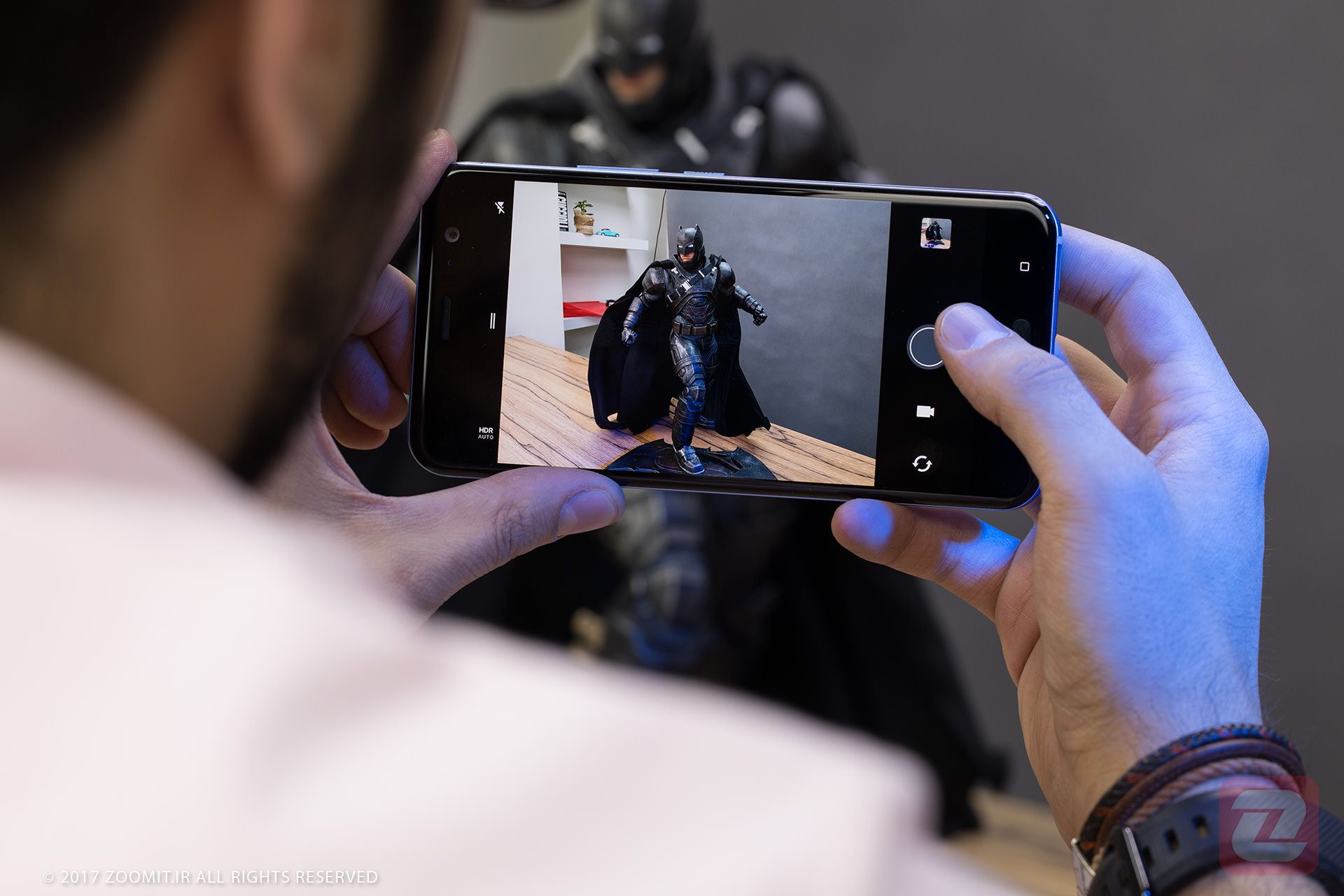 اچ تی سی یو ۱۱ / HTC U11