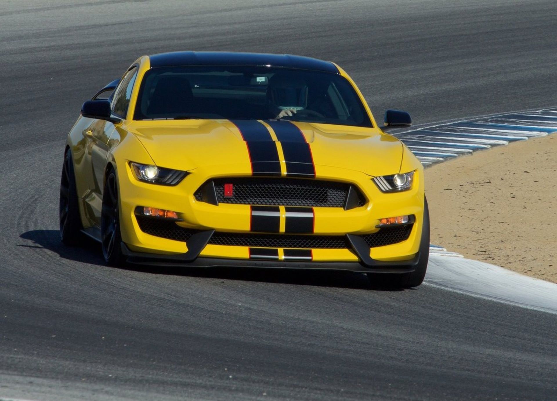 فورد موستانگ شلبی Ford mustang shelby gt350R