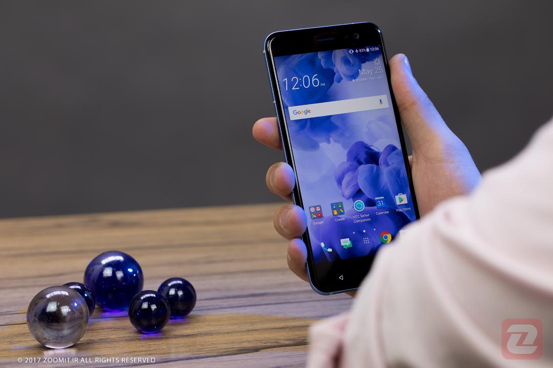 اچ تی سی یو ۱۱ / HTC U11