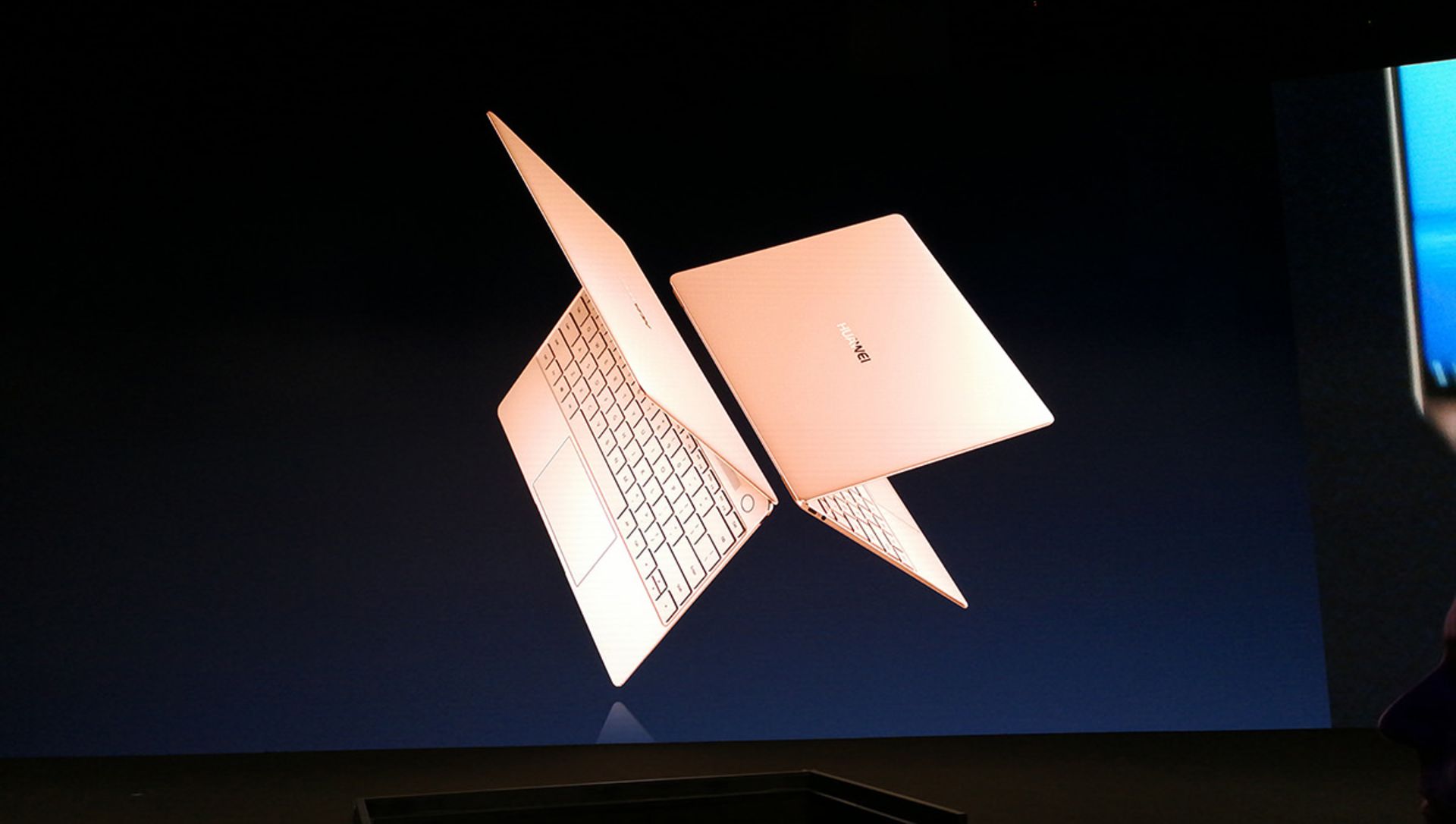 هواوی میت بوک ایکس Huawei matebook x