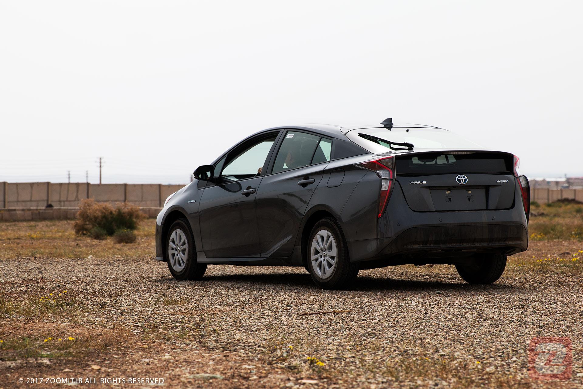 تویوتا پریوس 2017 / TOYOTA PRIUS 2017