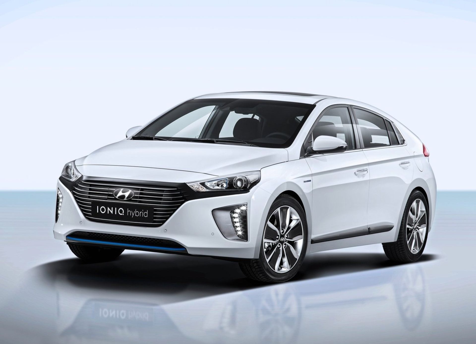 هیوندای آیونیک Hyundai ioniq 2017