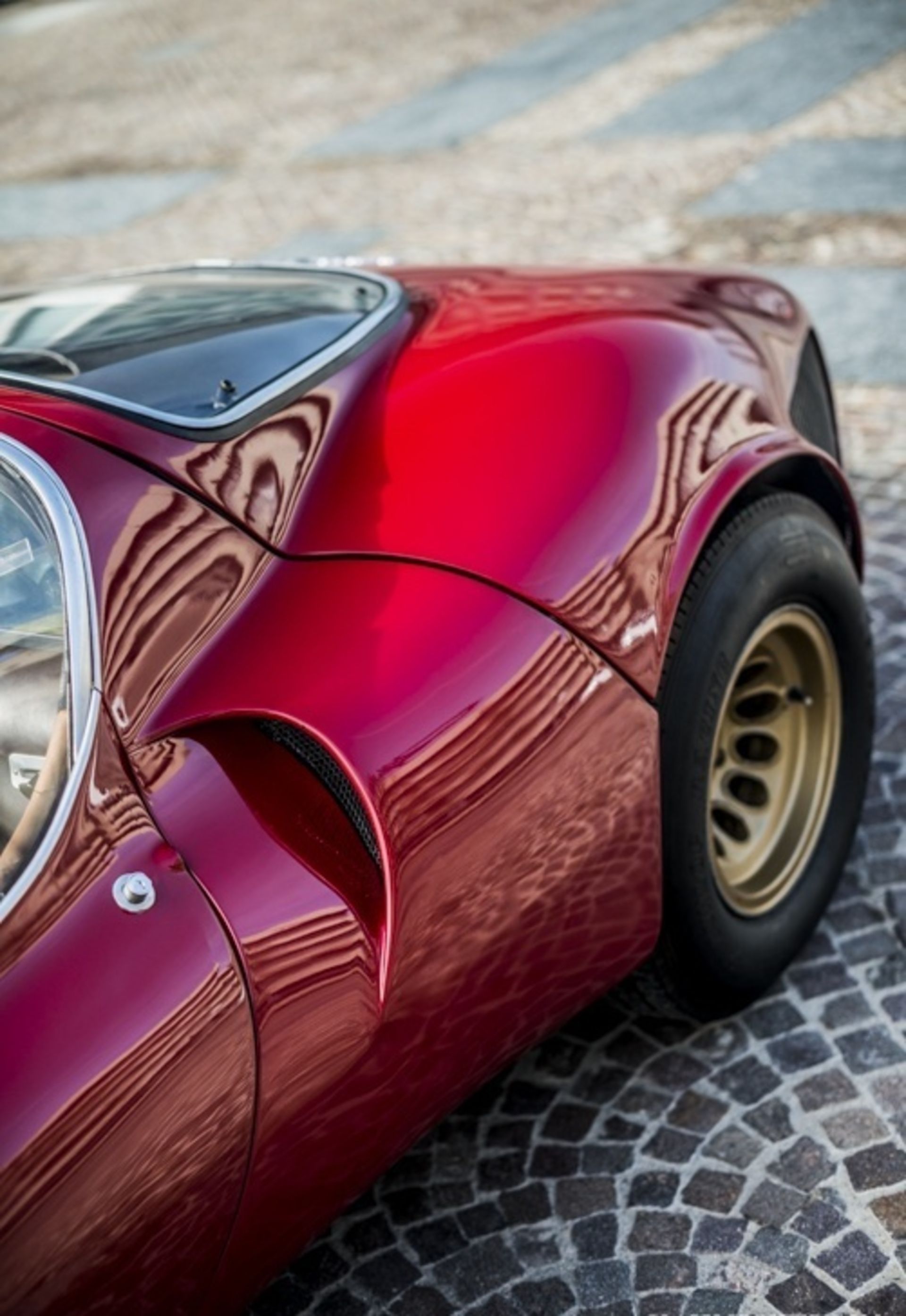 آلفارومئو استرادل تیپو33 Alfa romeo tipo stradele