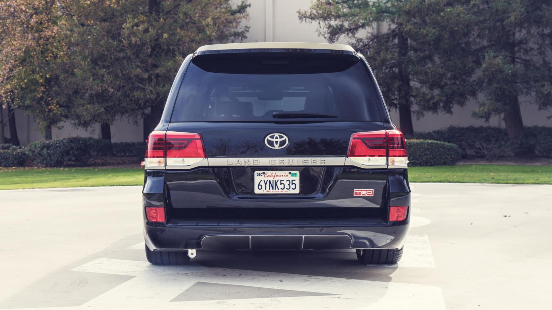 لندکروزر لنداسپید toyota Land Cruiser 2017