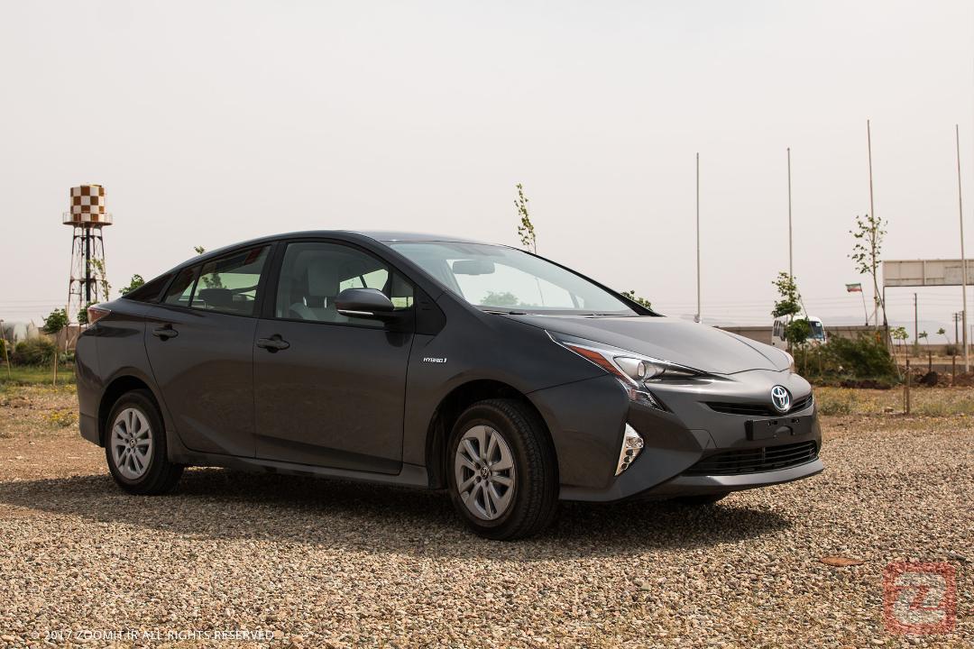 تویوتا پریوس 2017 / TOYOTA PRIUS 2017
