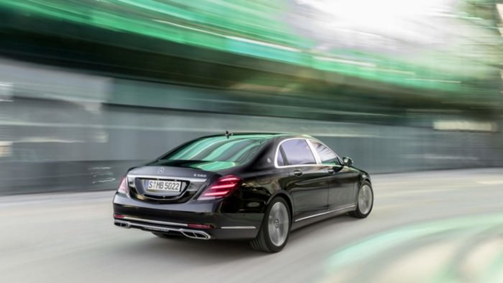 مرسدس میباخ S560 4Matic