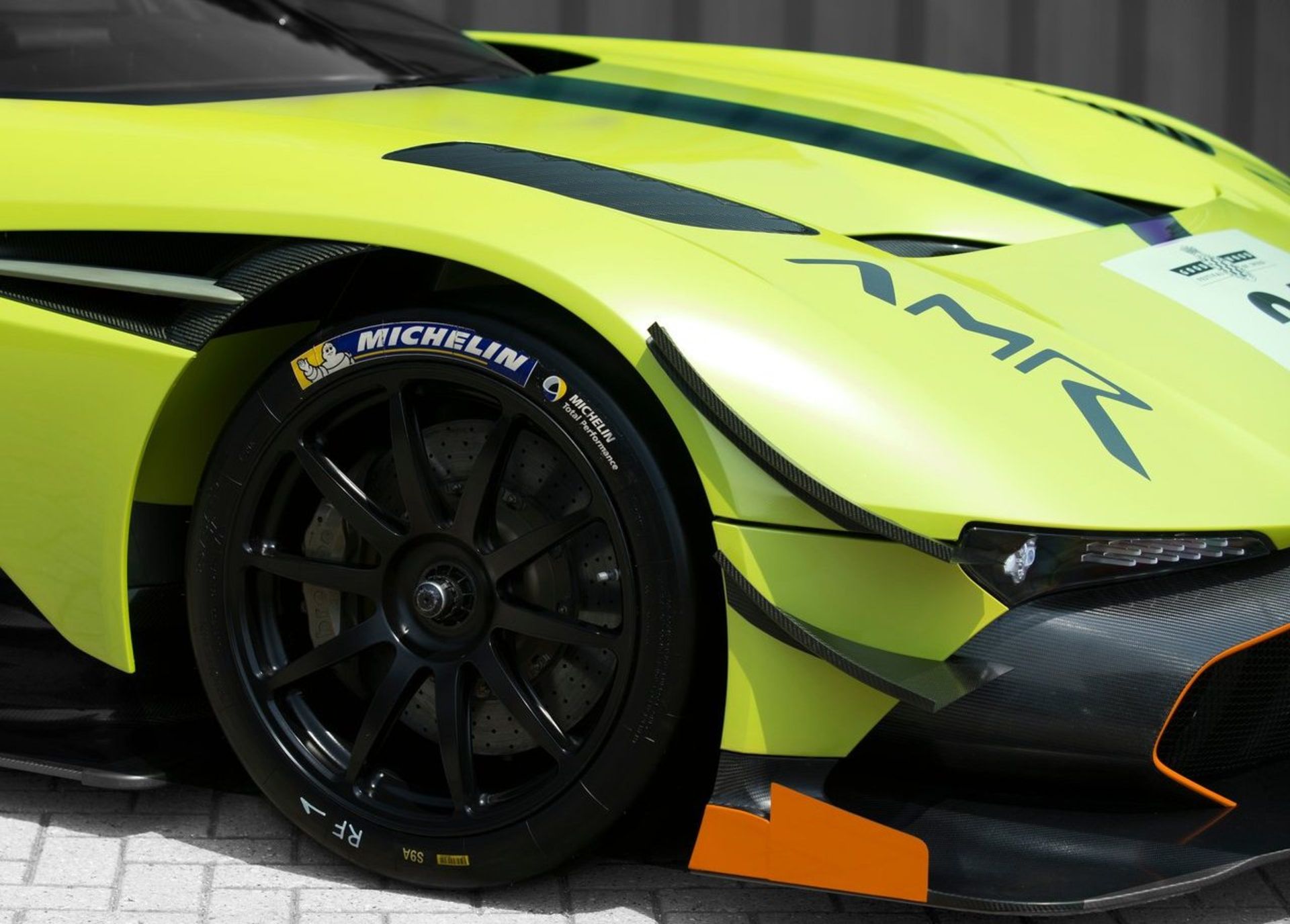 Aston Martin Vulcan AMR Pro