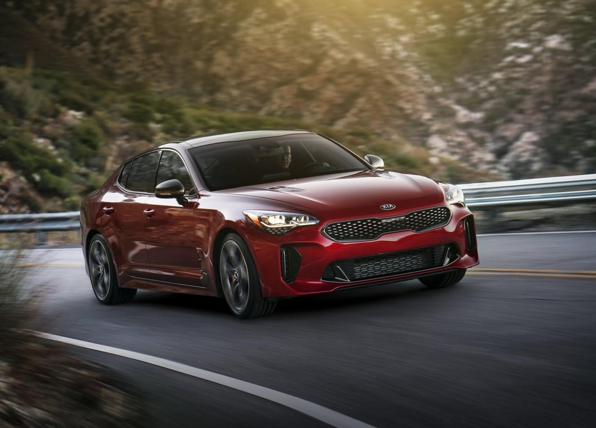 کیا استینگر KIA Stinger