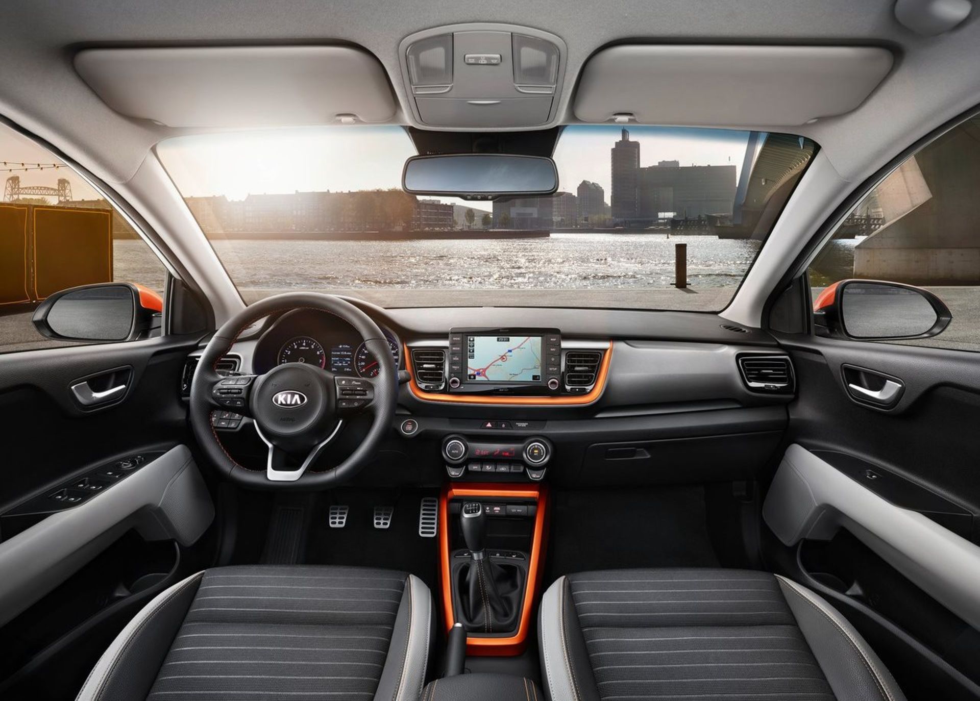 کیا استونیک Kia Stonic 2018