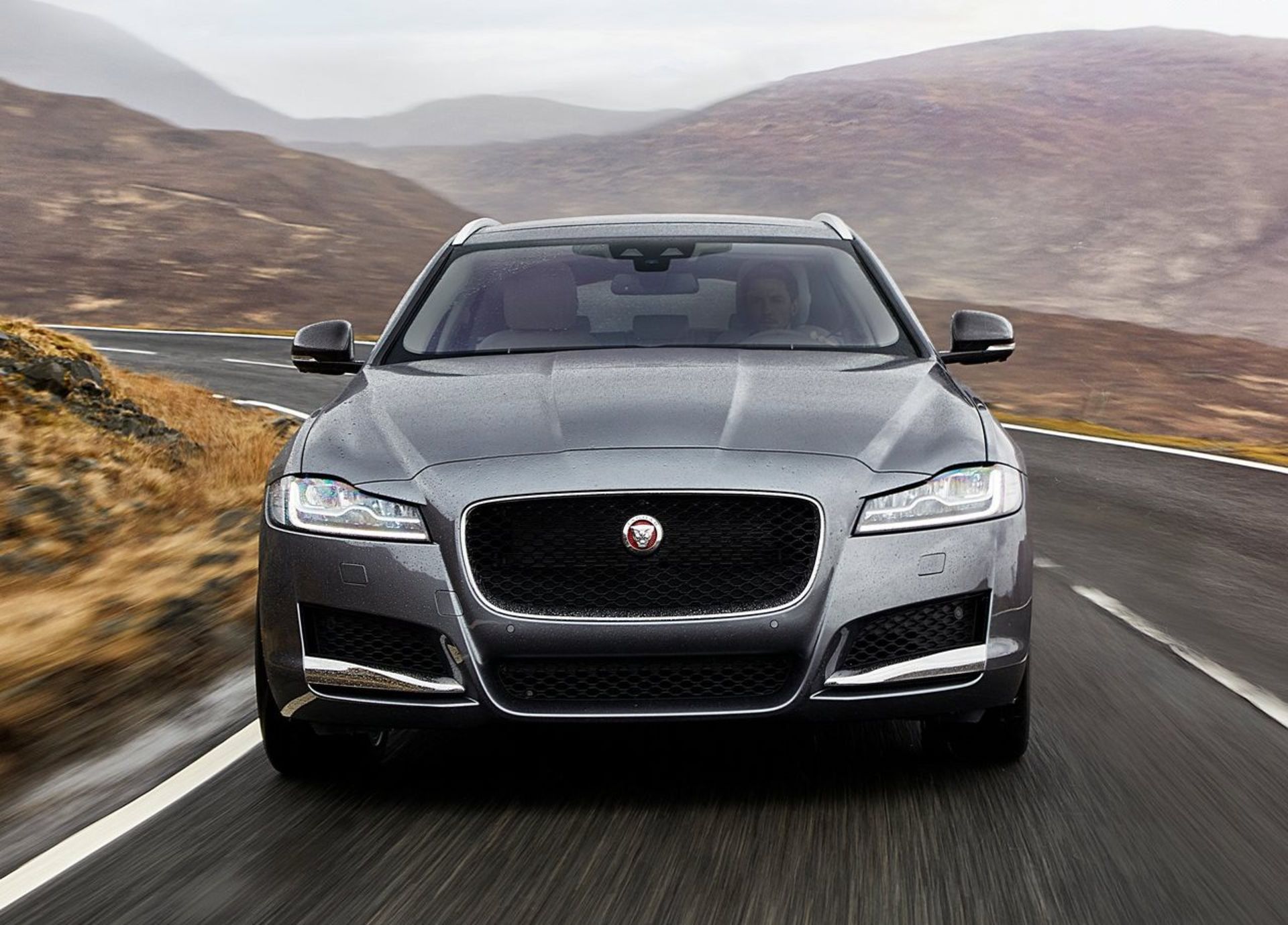 جگوار XF  استیشن (اسپرت بریک)  2018 Jaguar XF Sportbrake
