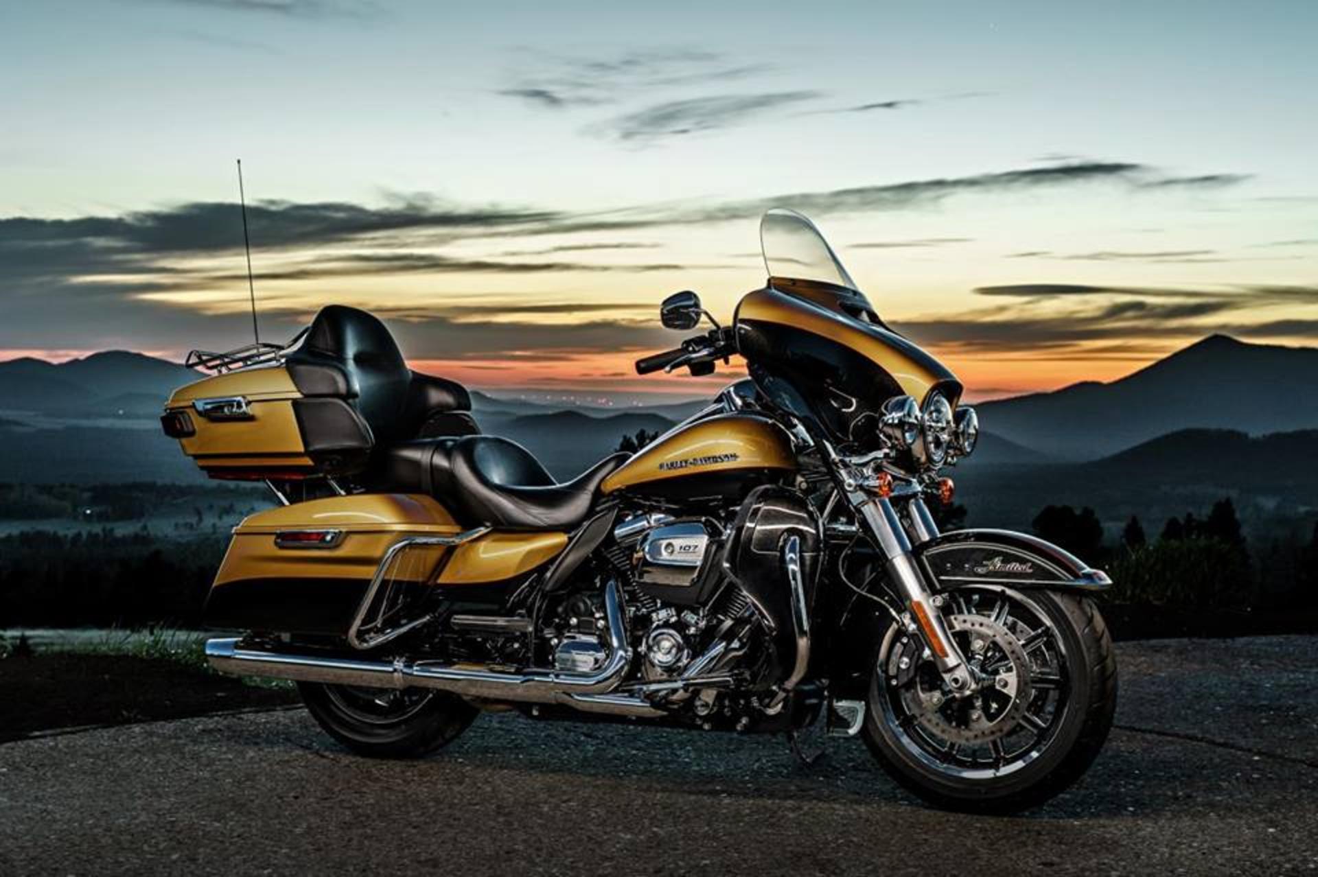 هارلی دیویدسن اولترا لیمیتد Harley-Davidson Ultra Limited