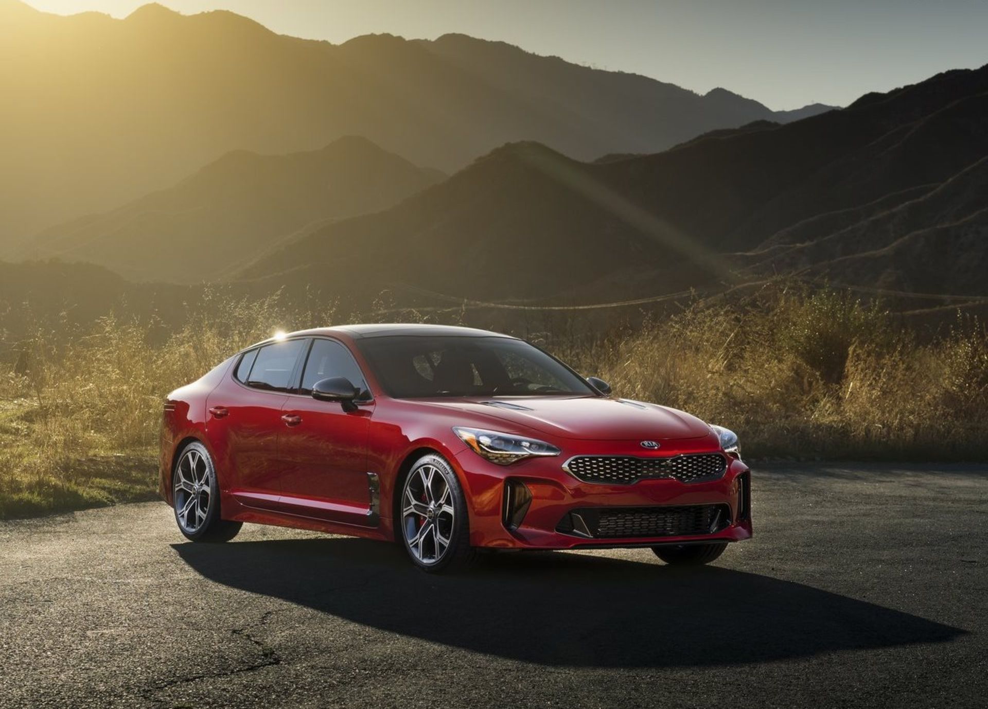 کیا استینگر KIA Stinger