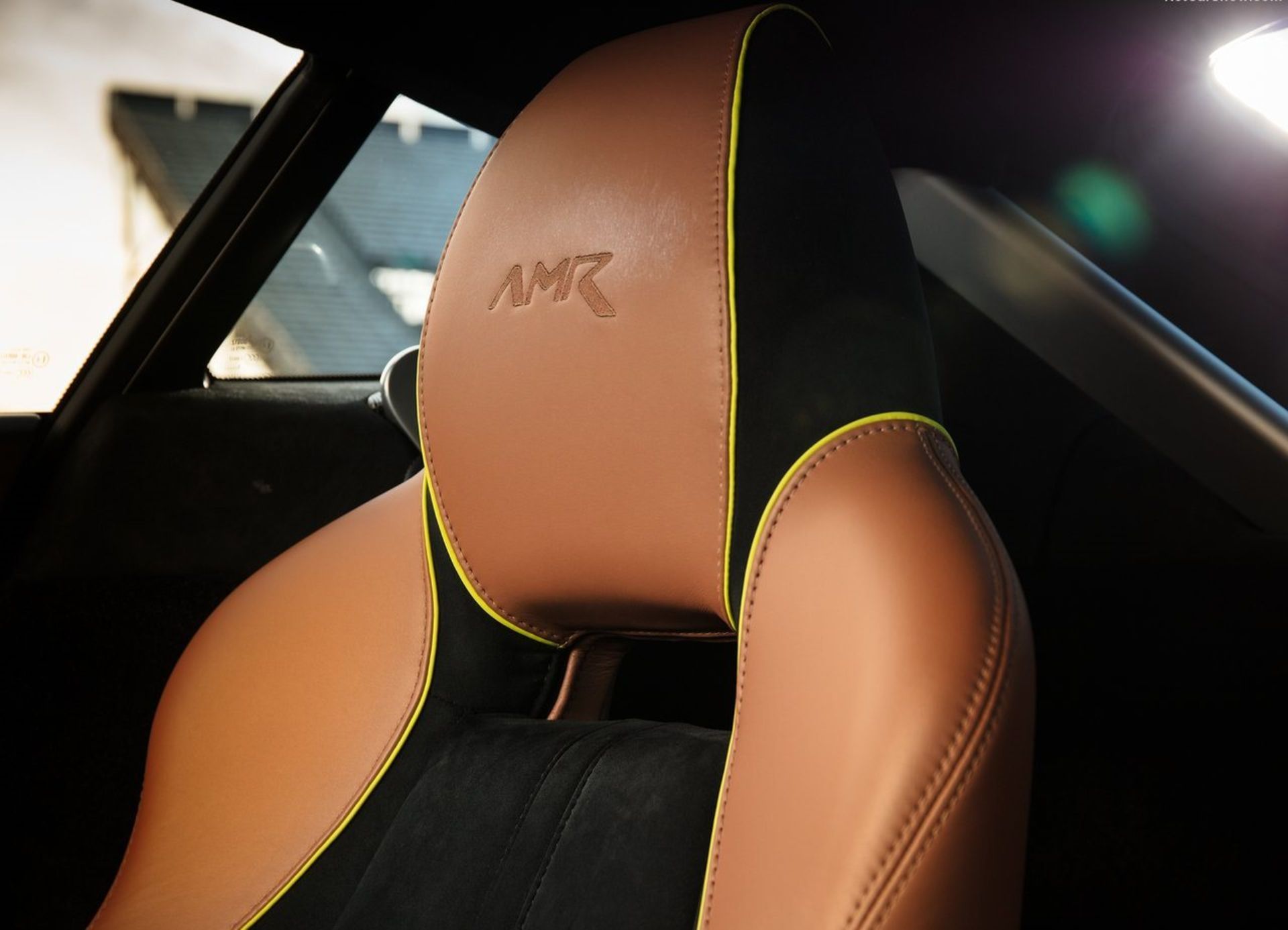 Aston Martin Vantage AMR  2018 