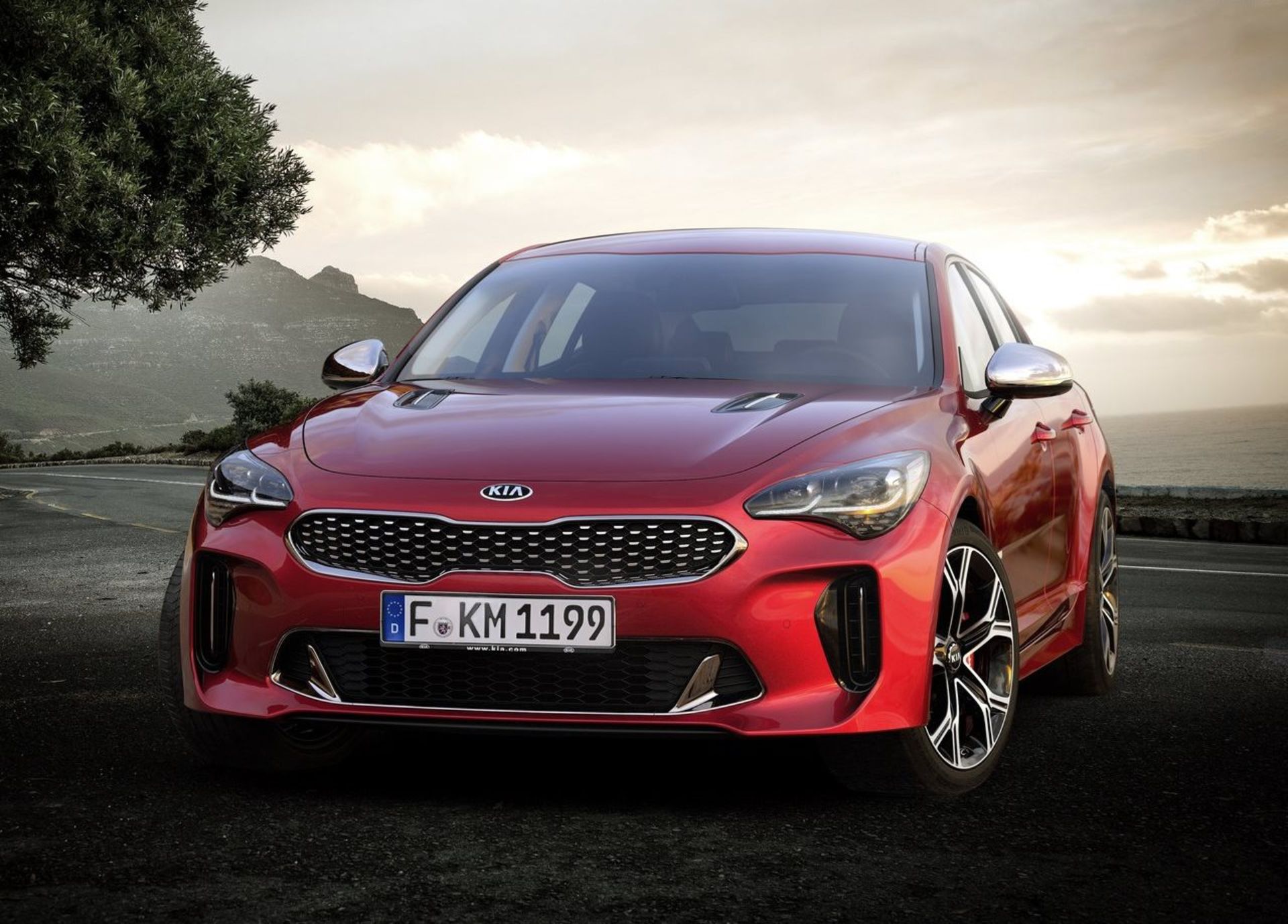 کیا استینگر KIA Stinger