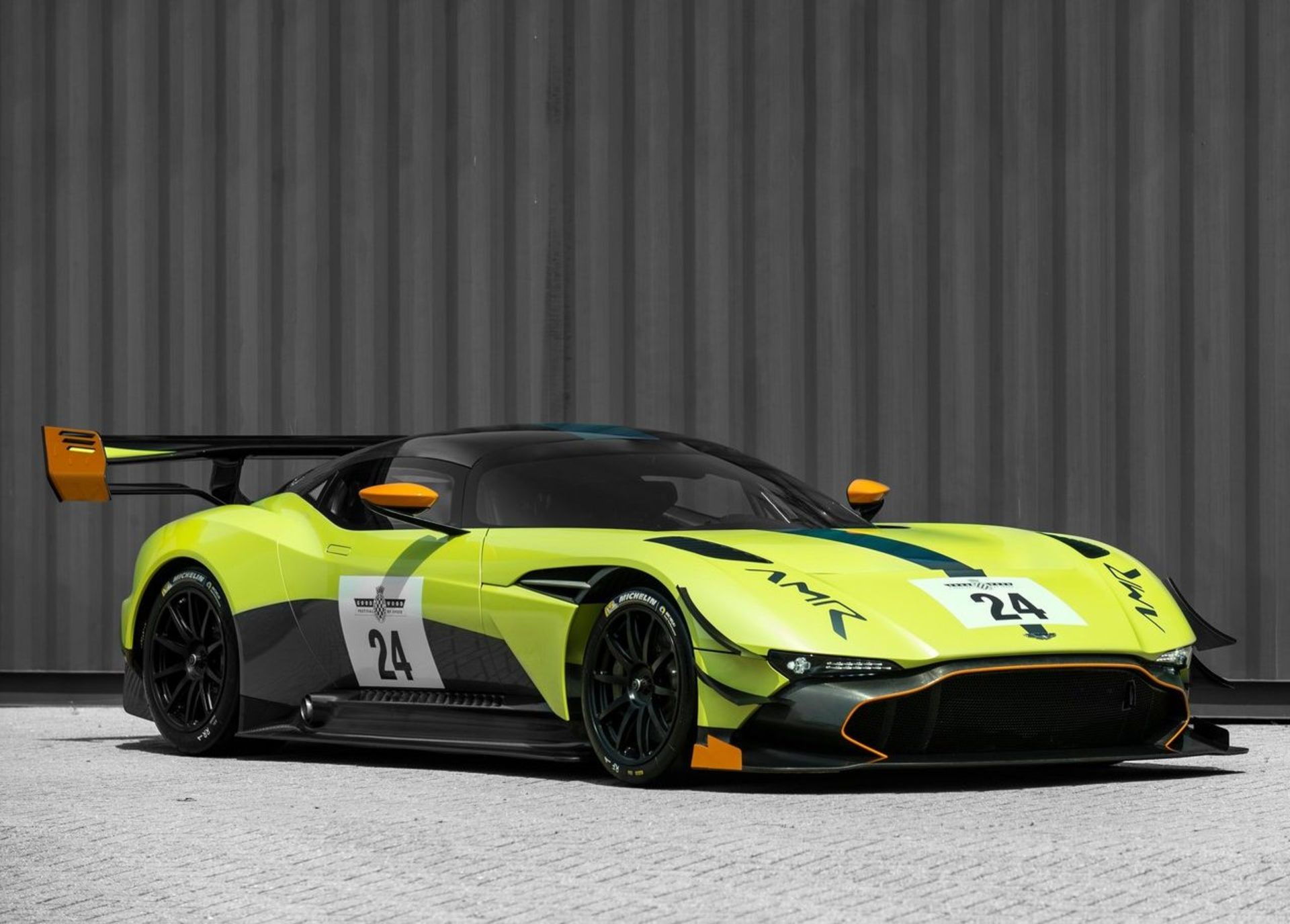 Aston Martin Vulcan AMR Pro