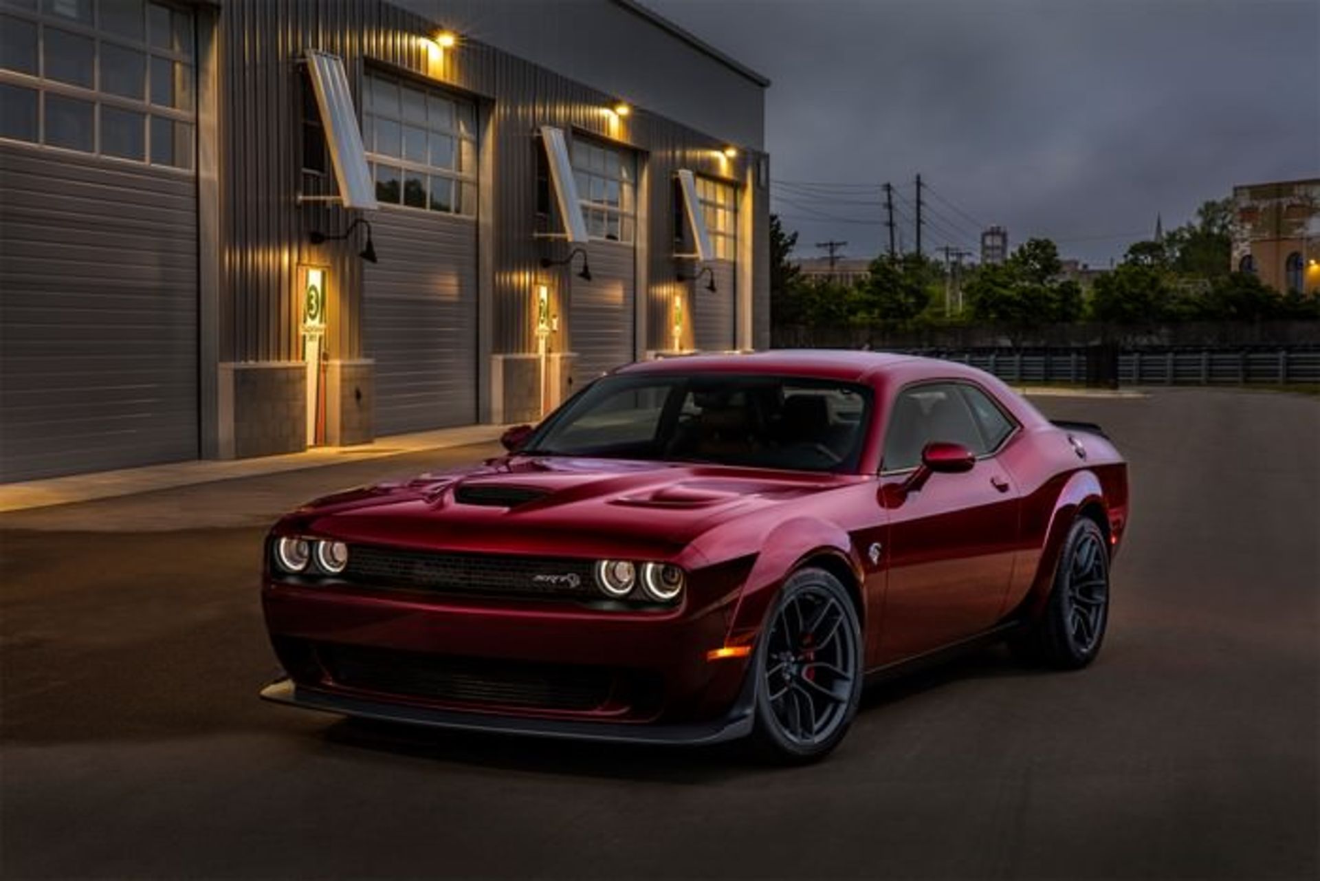 دوج چلنجر SRT Hellcat Widebody