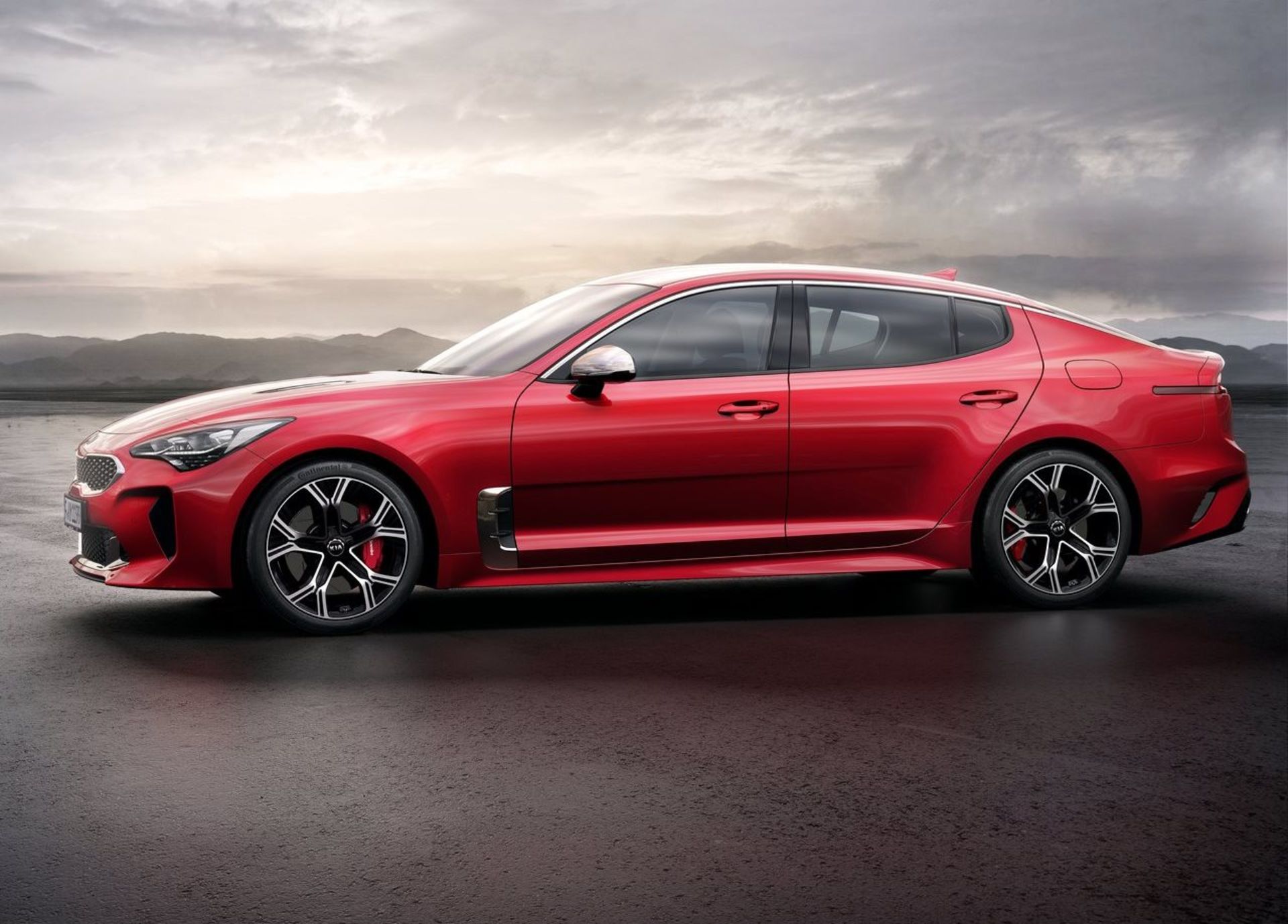 کیا استینگر KIA Stinger